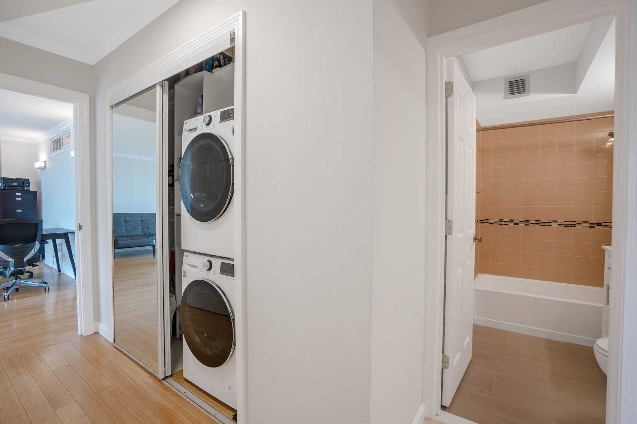 566 Commonwealth Unit 906, Fenway, Boston, MA 02215 - Image 11
