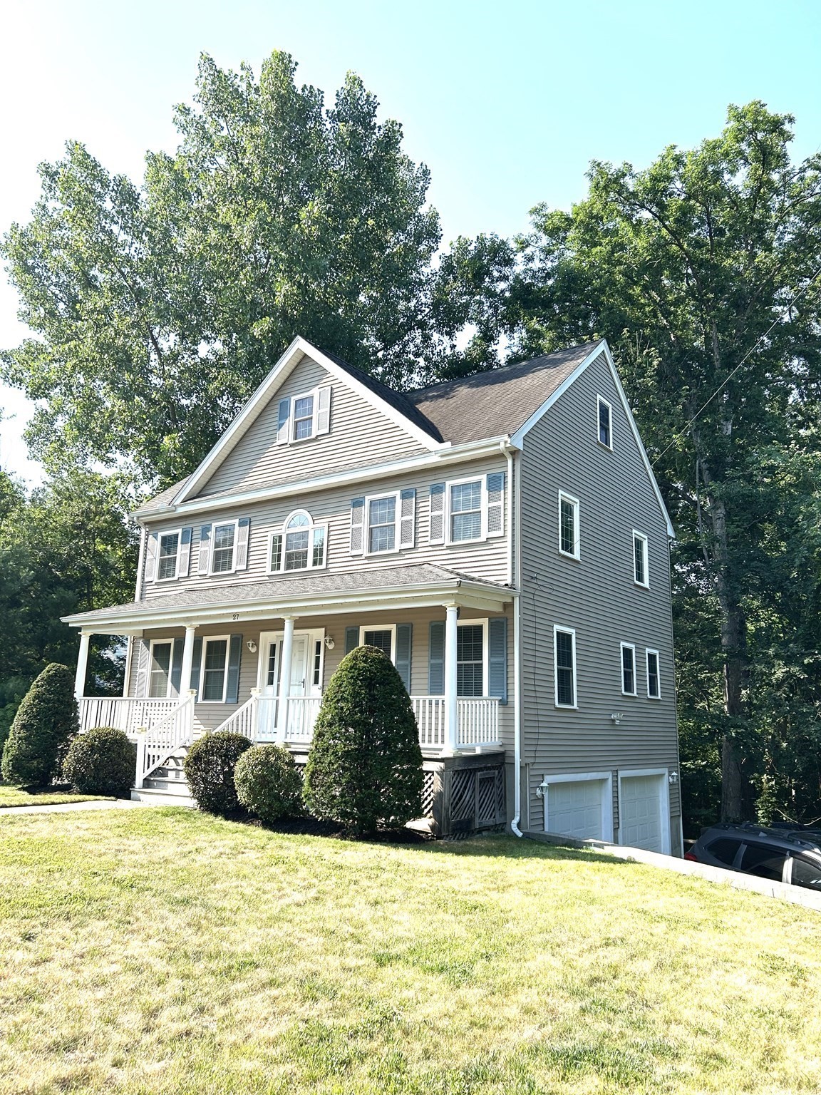 27 Kennedy Ave, Billerica, MA 01821