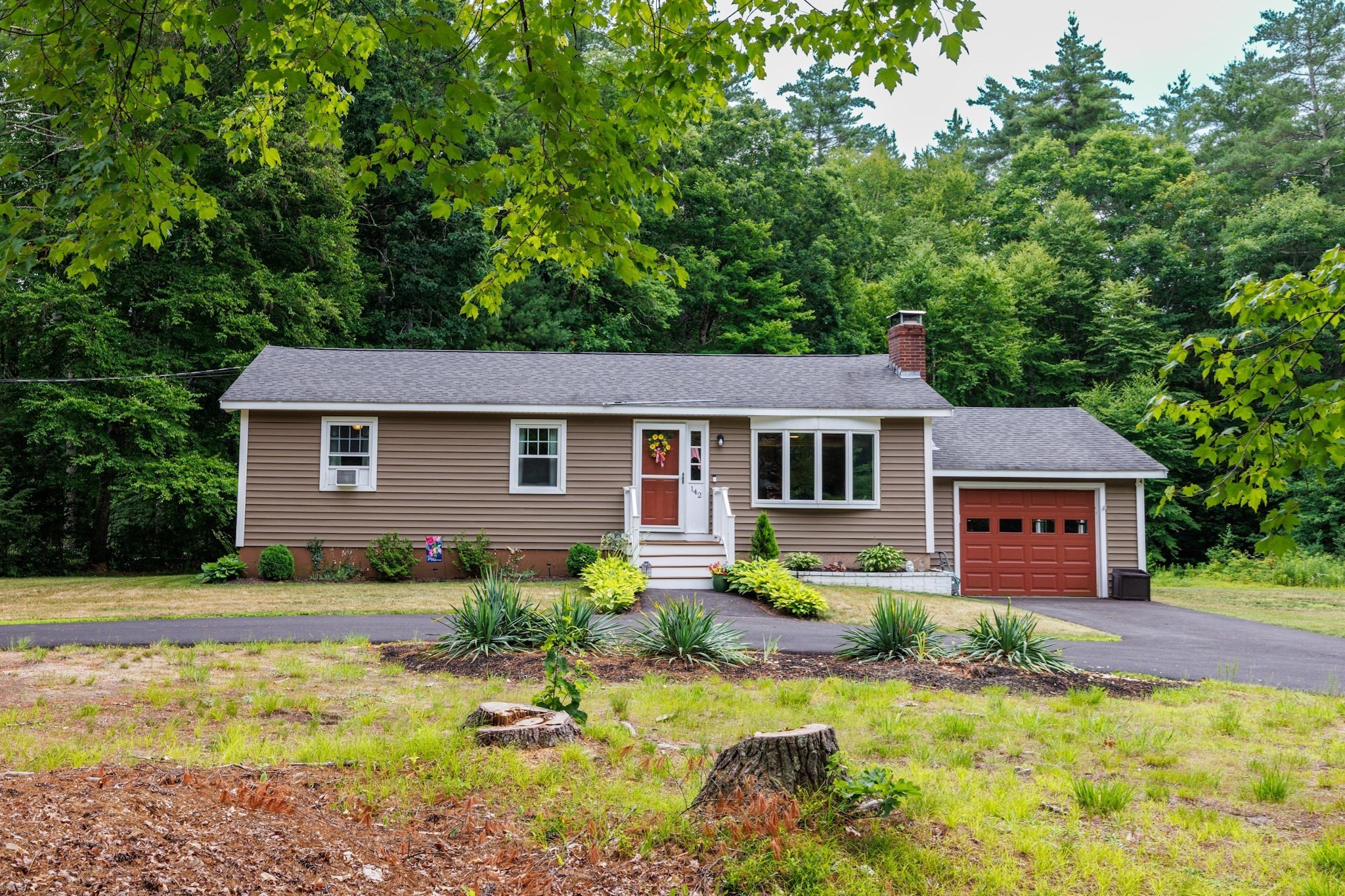 142 Squannacook Rd, Shirley, MA 01464