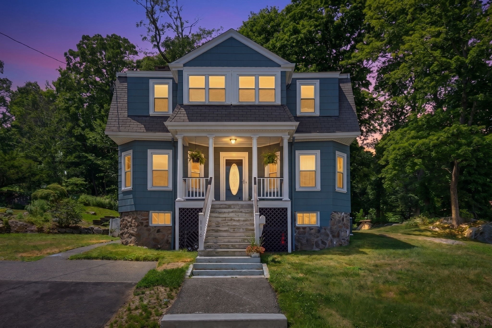 116 Essex St, Beverly, MA 01915