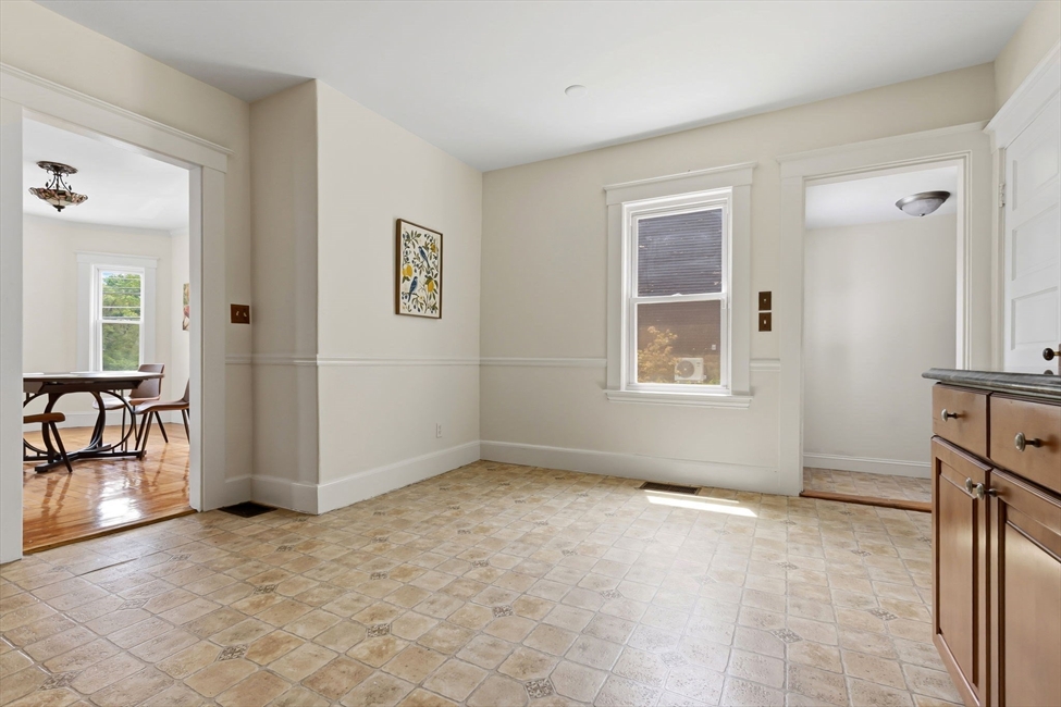 116 Essex St, Beverly, MA Image 8