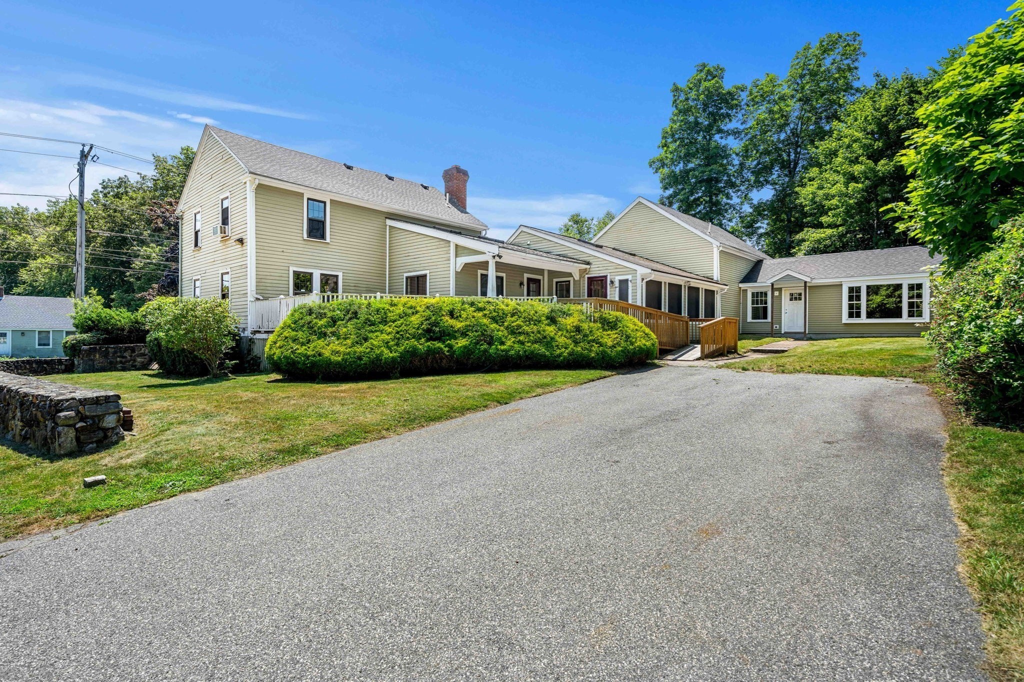 987 Broadway, Haverhill, MA 01832