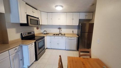 39 Englewood, Apt 16
