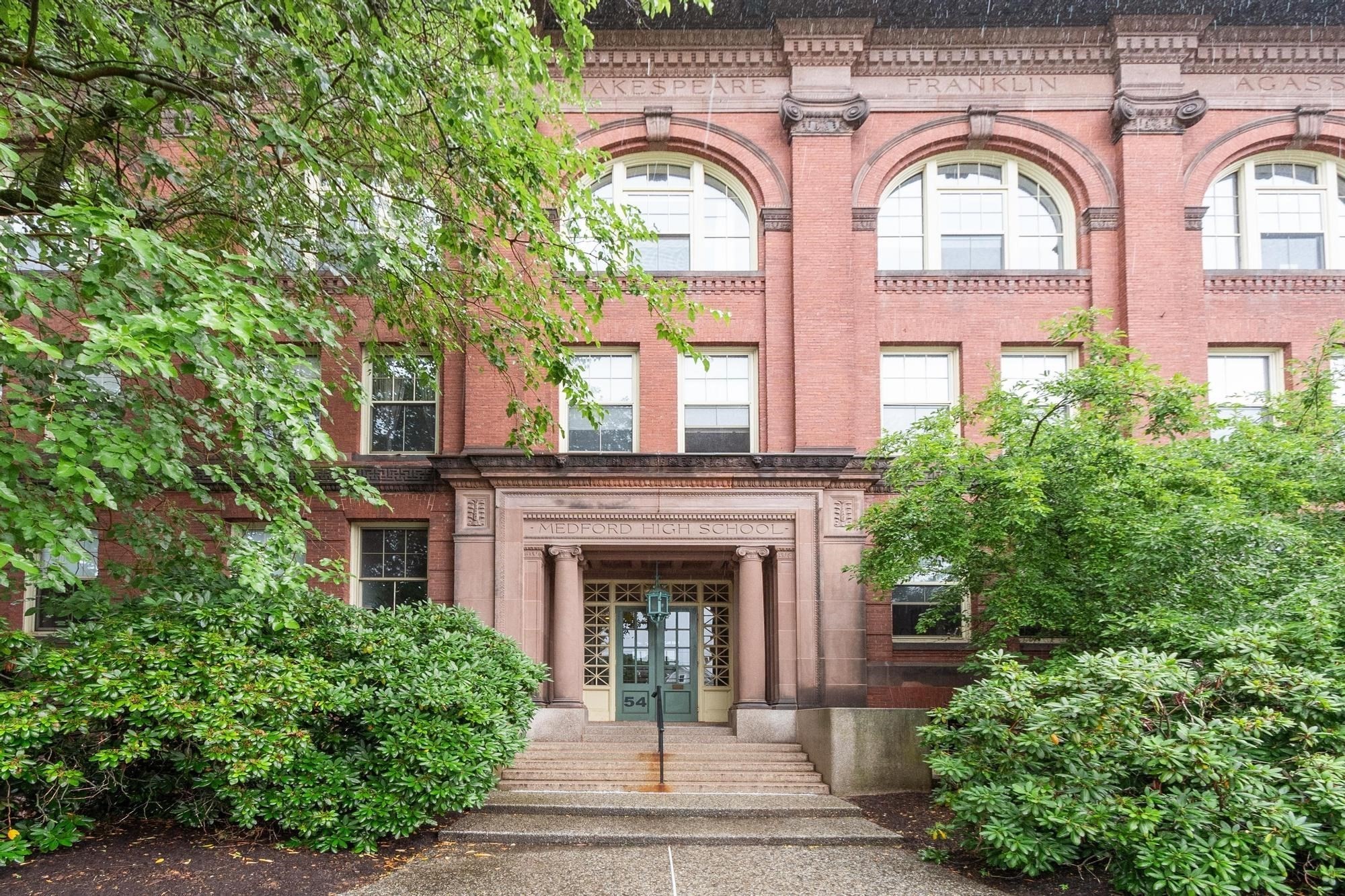 54 Forest St Unit 412, Medford, MA 02155
