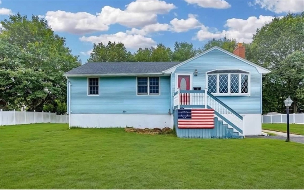 18 Dana Rd, Peabody, MA Image 1