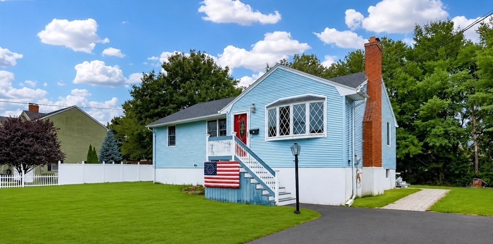 18 Dana Rd, Peabody, MA Image 2