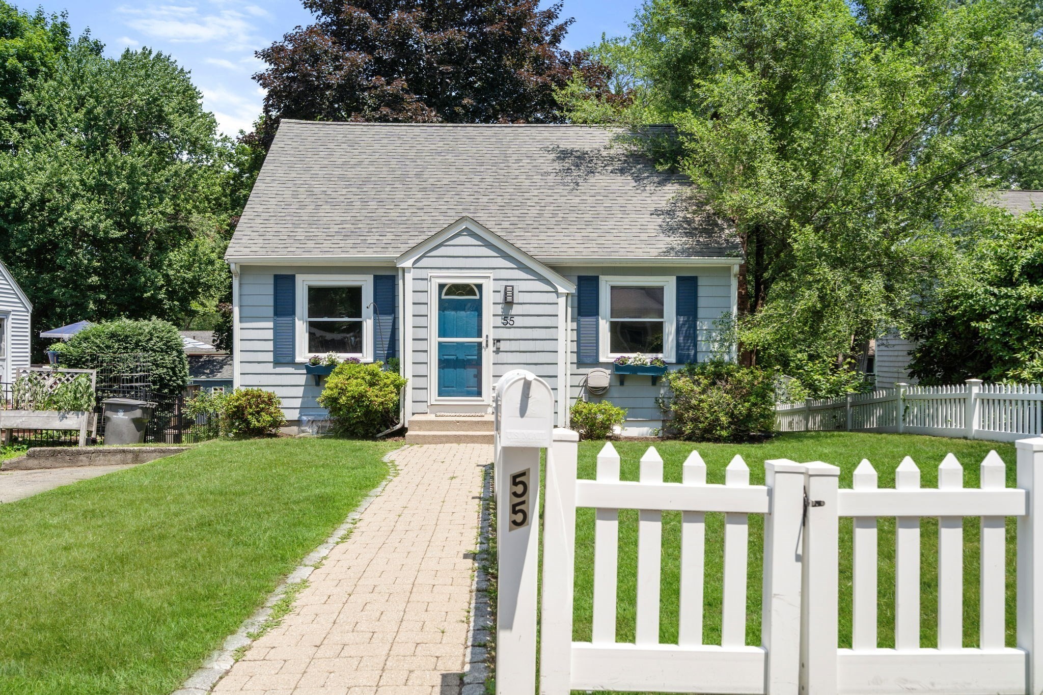 55 Joclyn Ave, Framingham, MA 01701