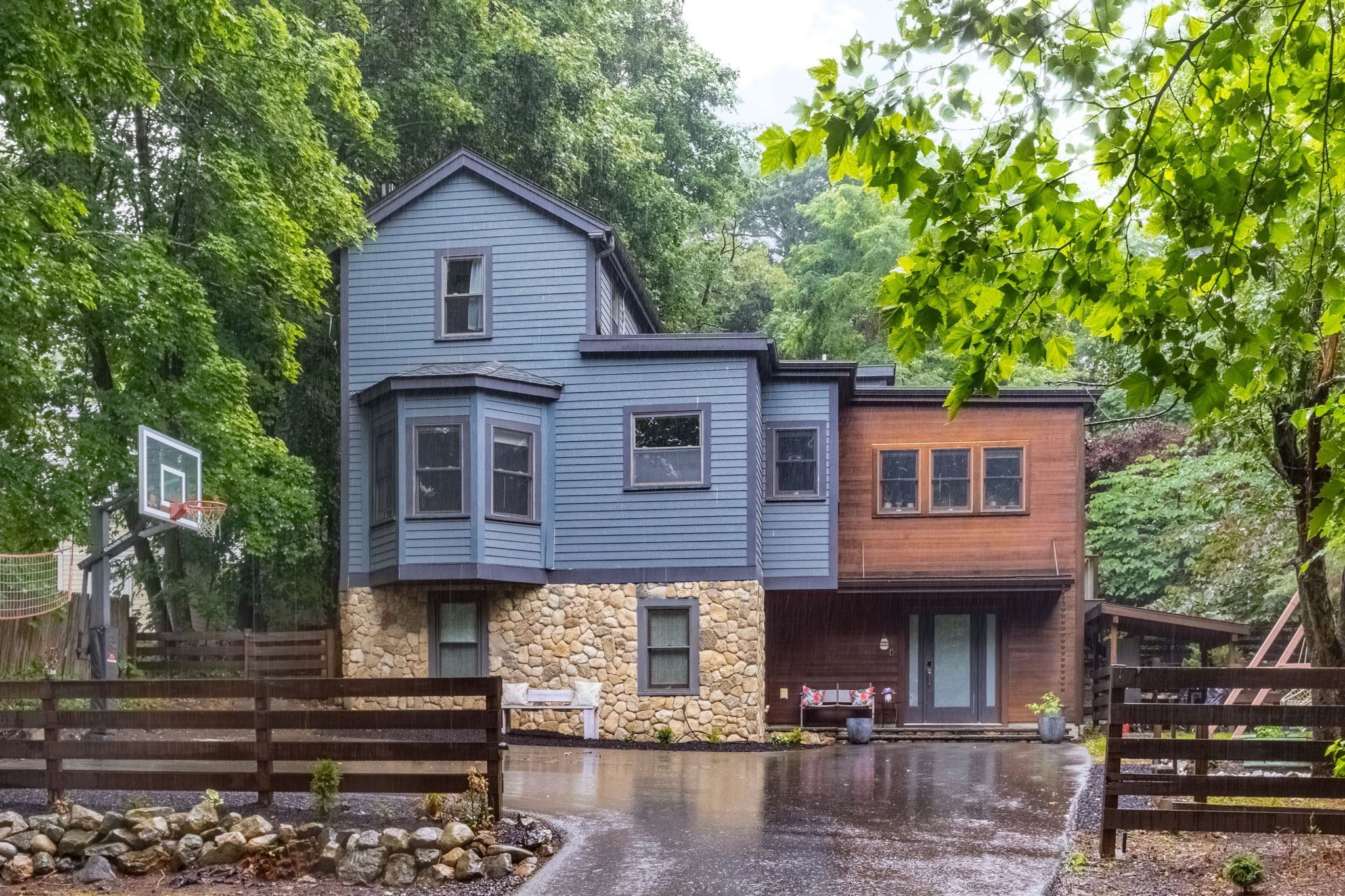 76 Thesda St, Arlington, MA 02474