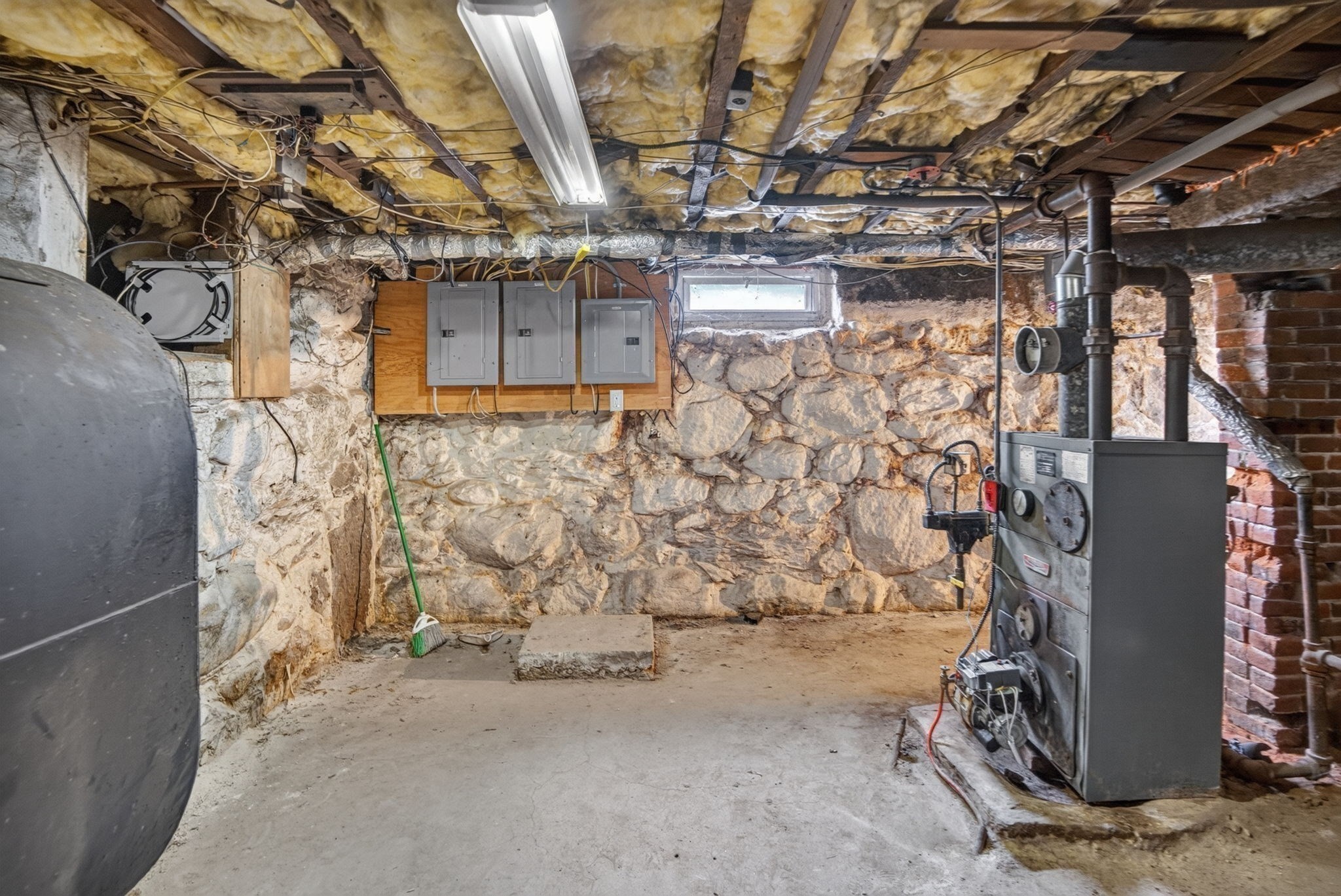 49 Alston Pl, Fitchburg, MA 01420 - Image 14