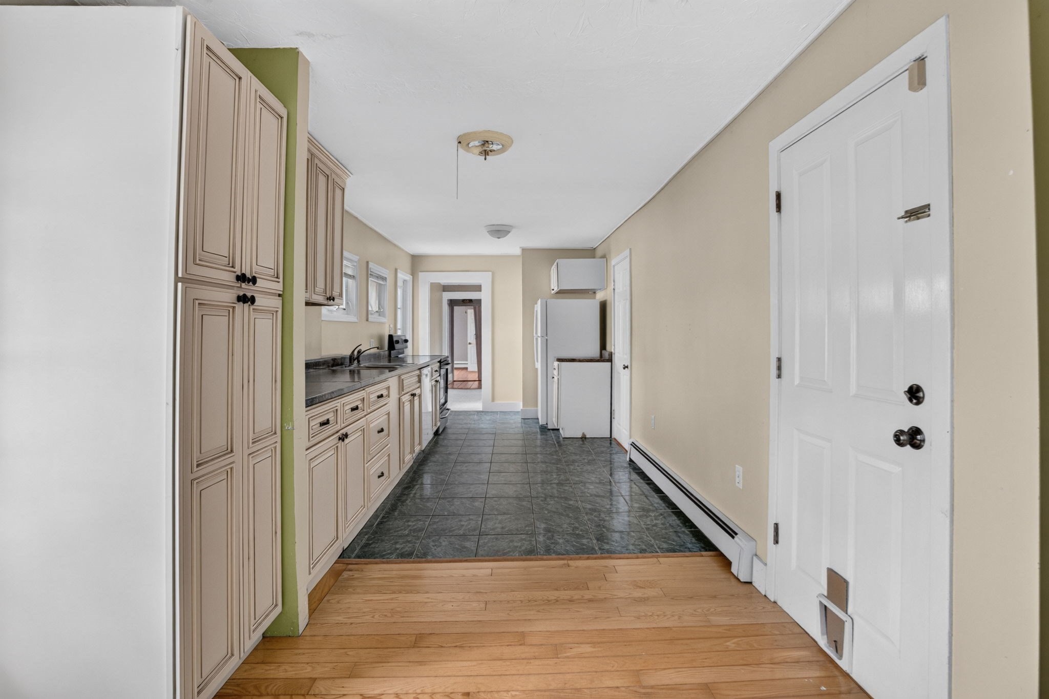 49 Alston Pl, Fitchburg, MA 01420 - Image 10
