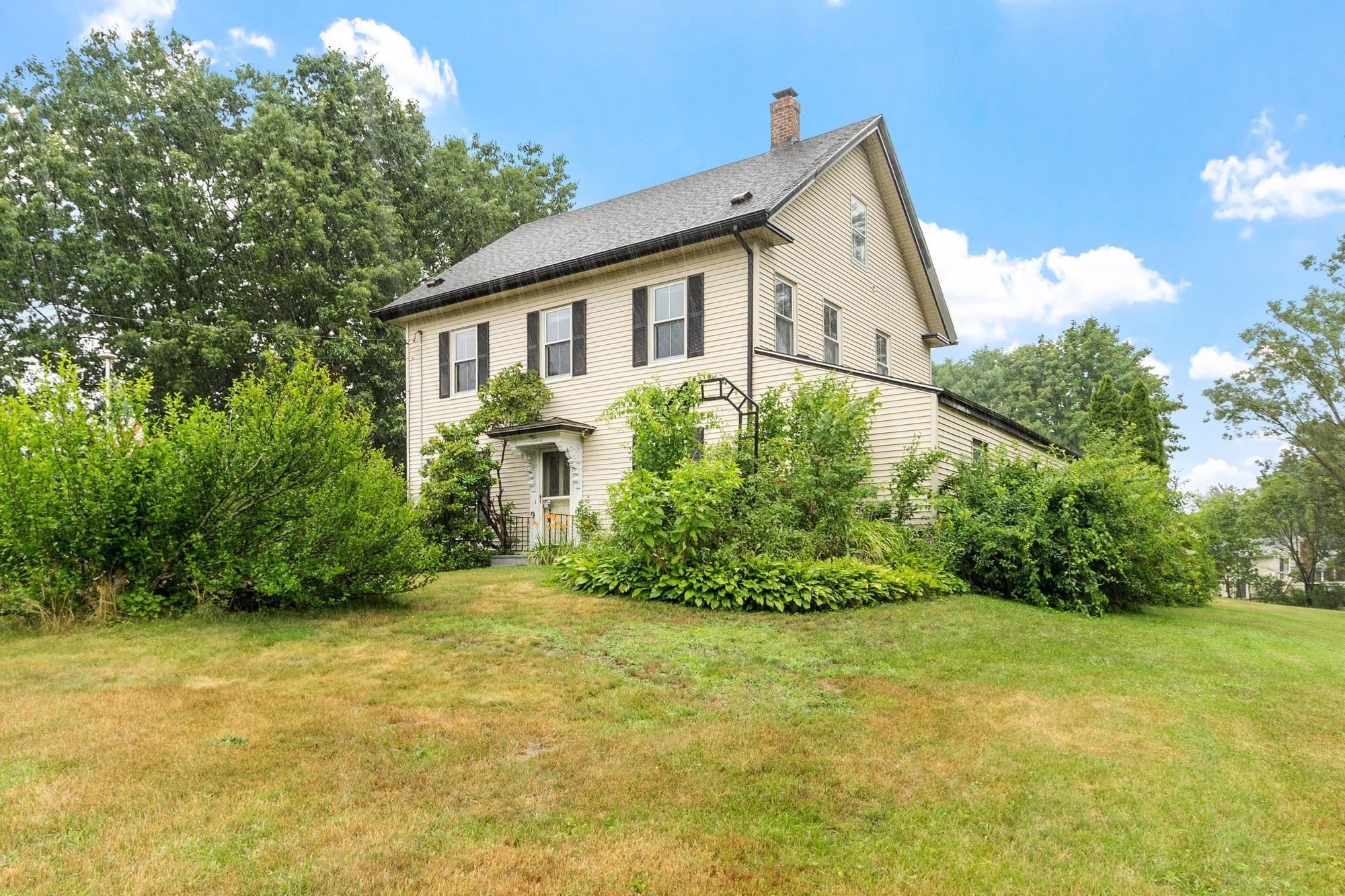 119 Baldwin Rd, Billerica, MA 01821