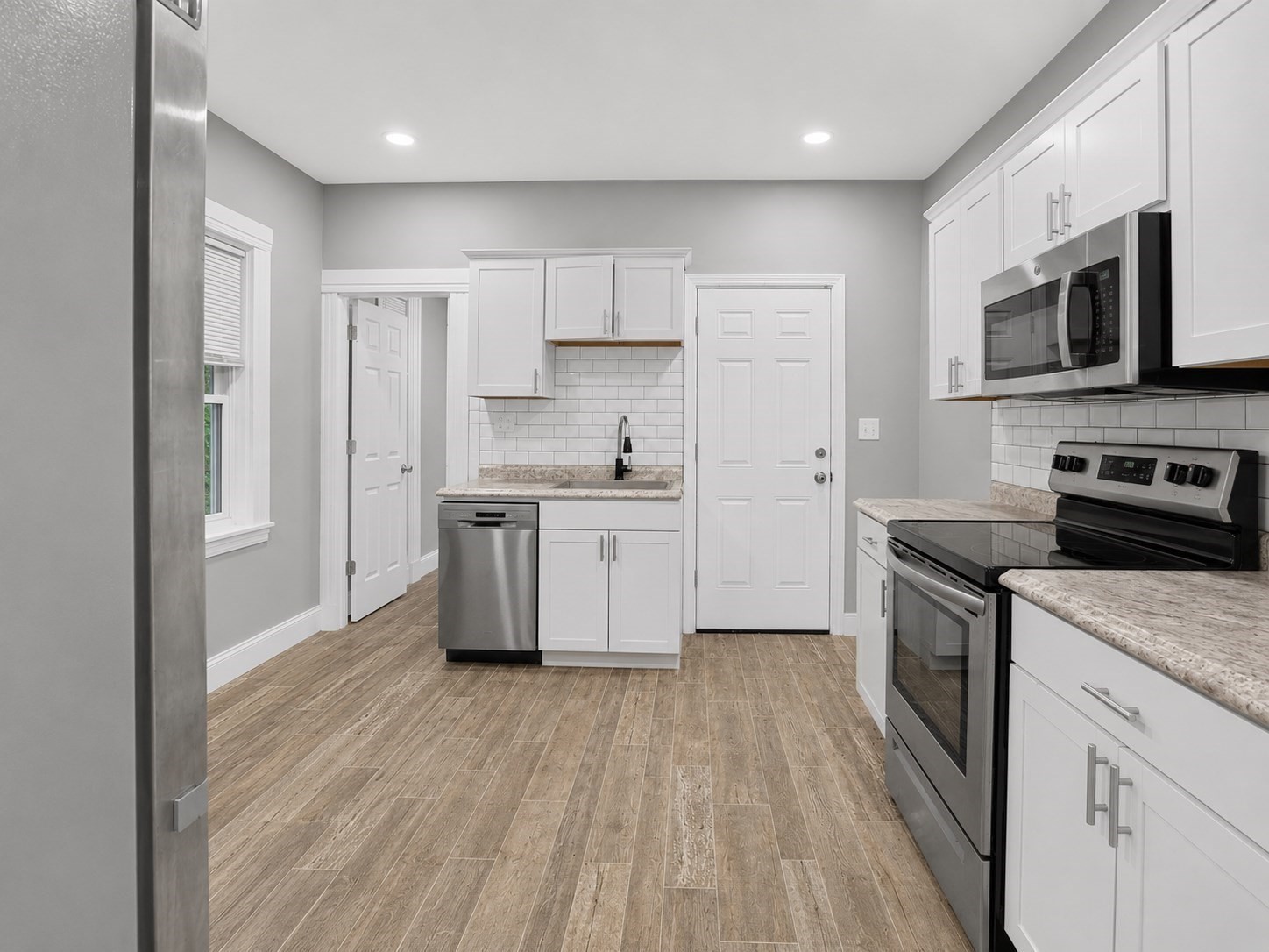 8 Jay St, Fitchburg, MA 01420 - Image 13