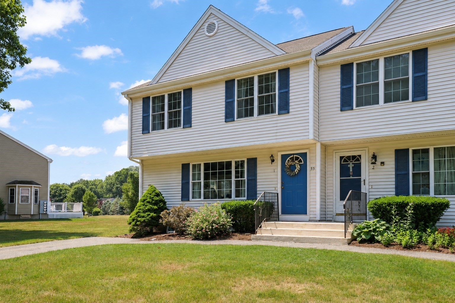 55 Steeple Chase Cir Unit 1, Attleboro, MA 02703