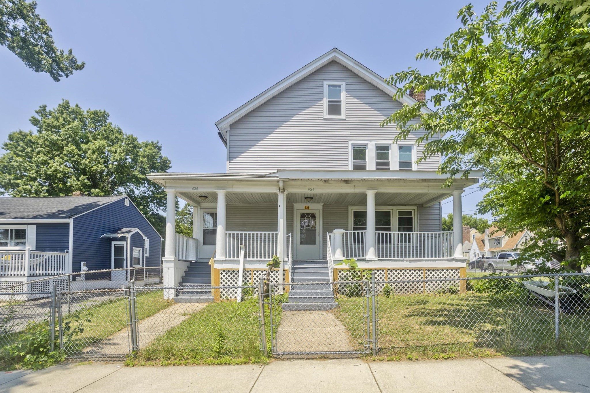 424 Carew, Springfield, MA 01104
