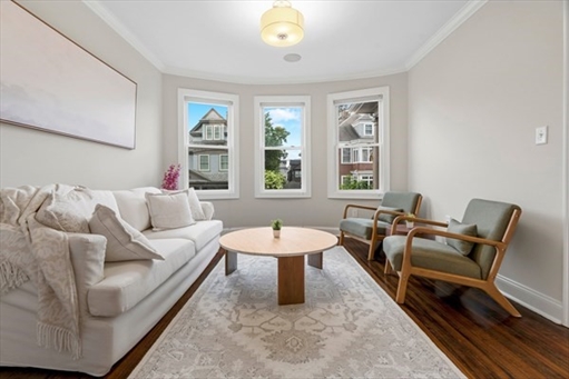 33 Farquhar St, Apt 1