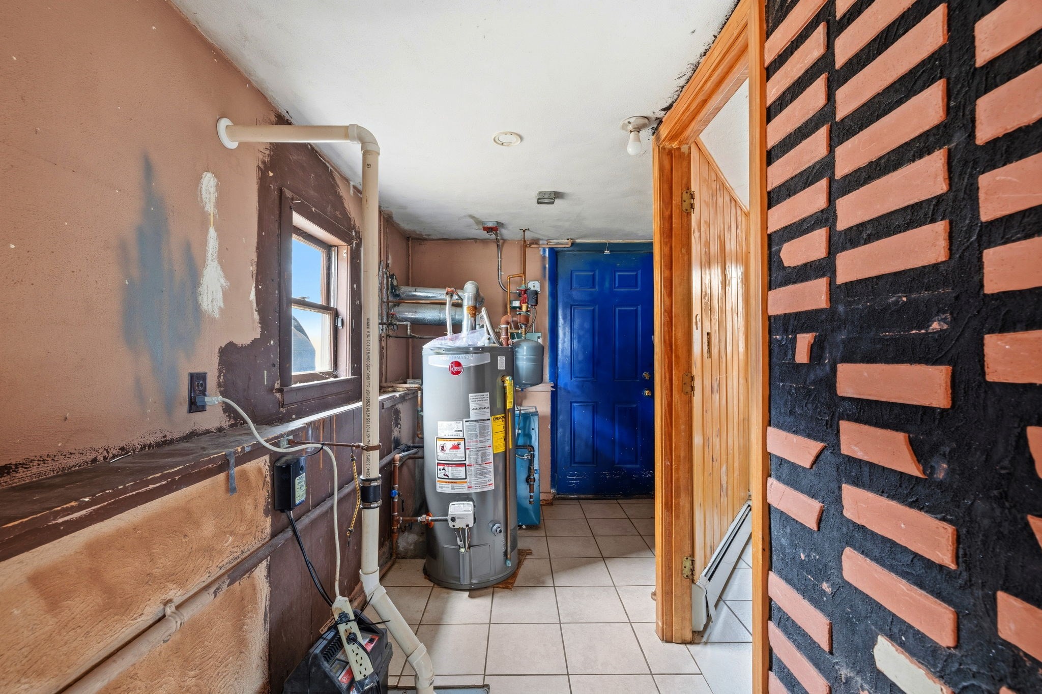105 Oakwood Ave, Revere, MA 02151 - Image 15