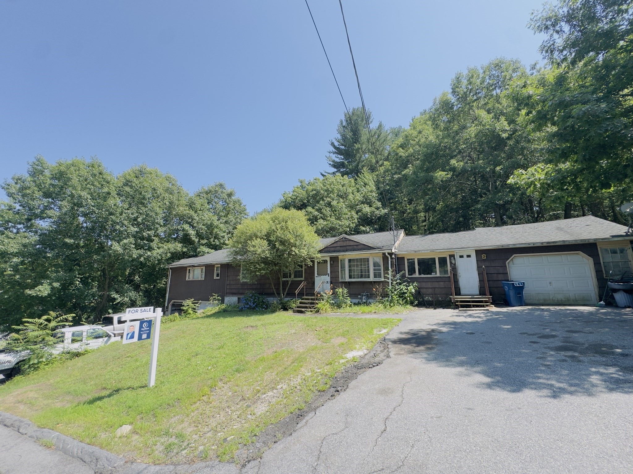 76 Rosewood Avenue, Billerica, MA 01821