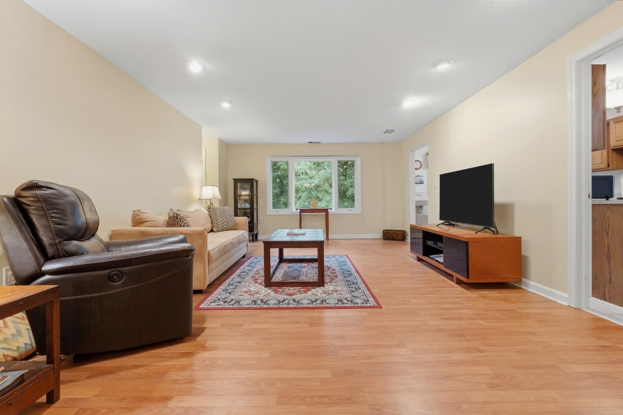 9 Ledgewood Way Unit 22, Peabody, MA 01960
