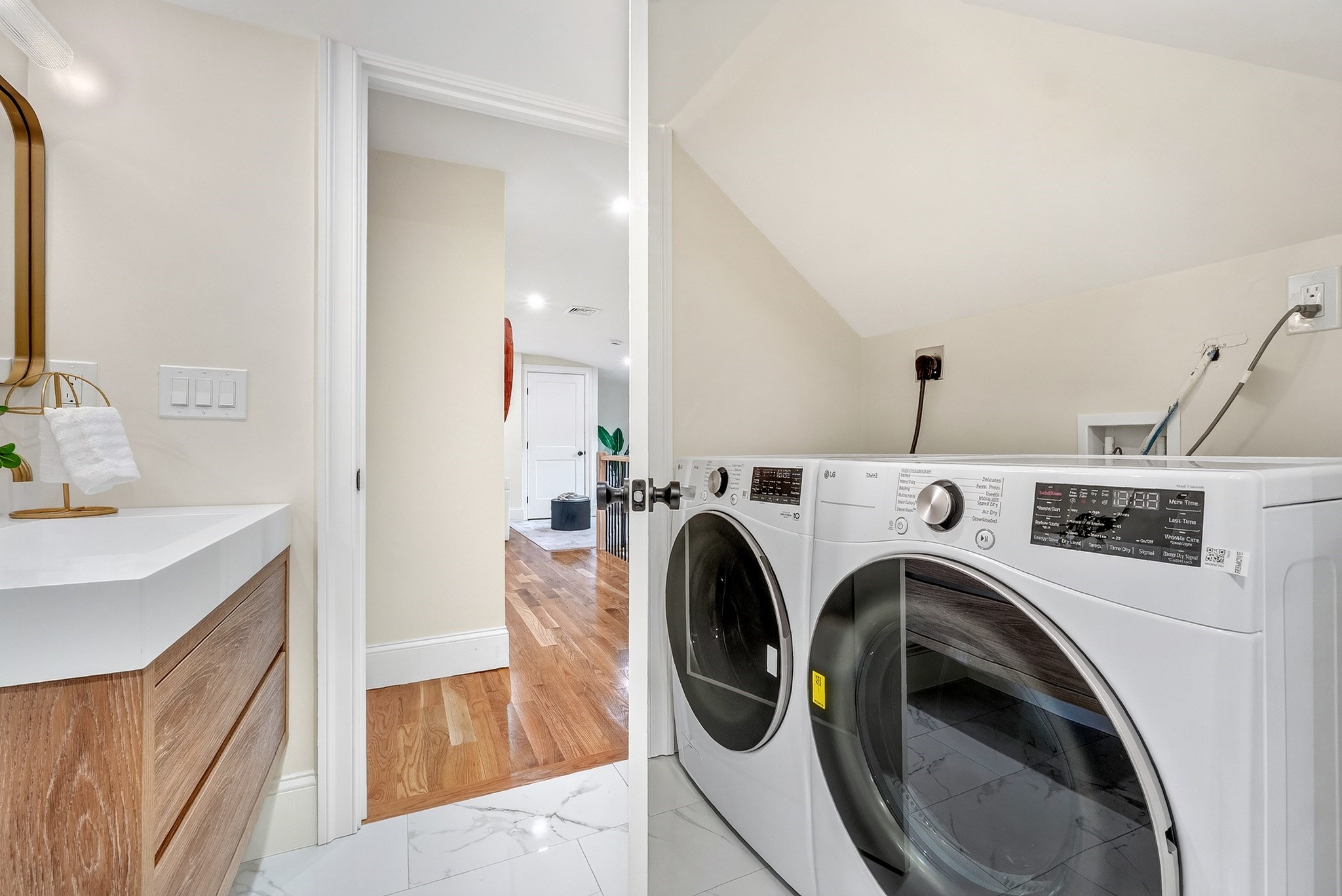 123 Mount Vernon Street Unit 2, Newton, MA 02465 - Image 32