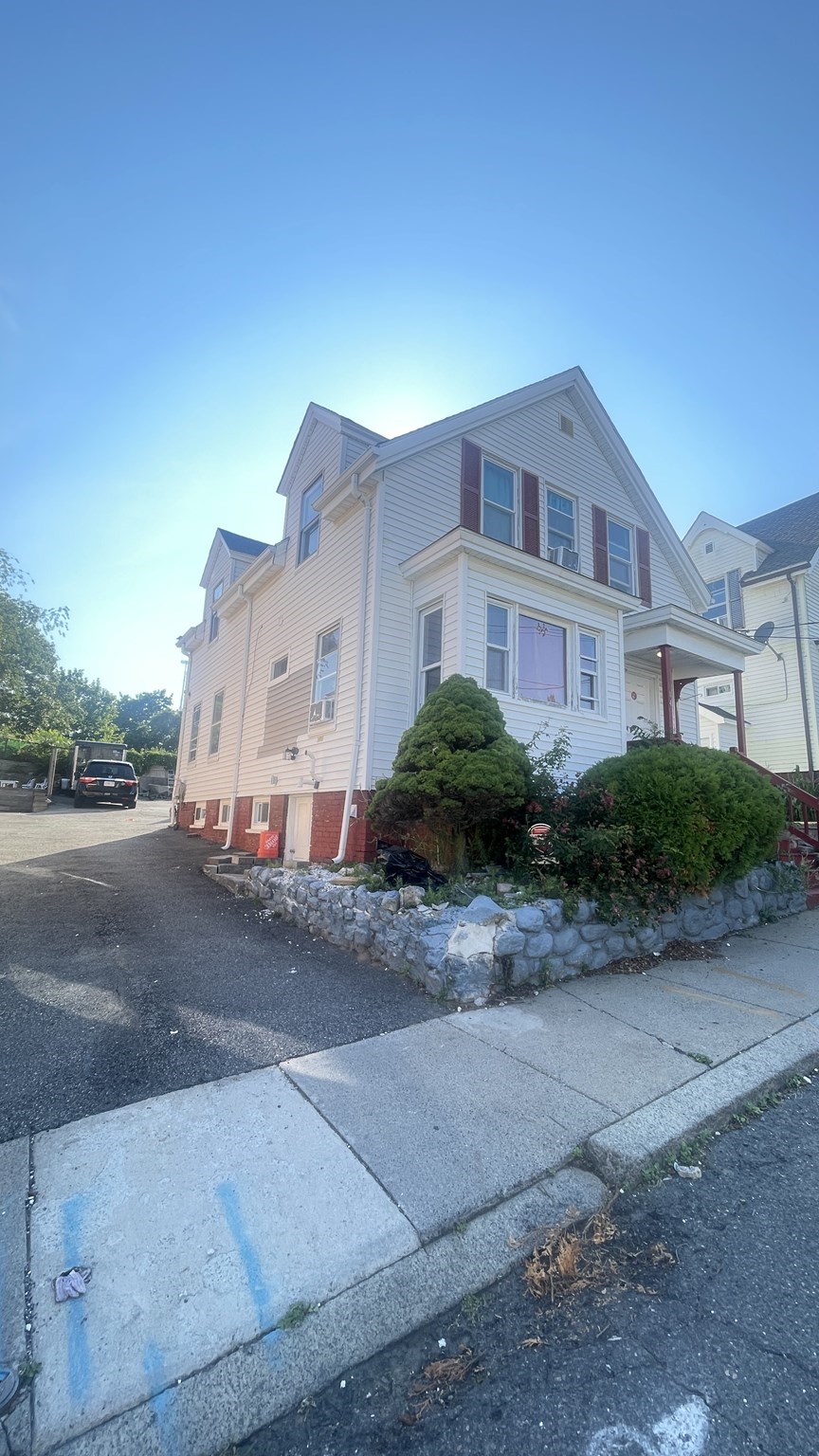 14 Union Ct, Lynn, MA 01902 - Image 2