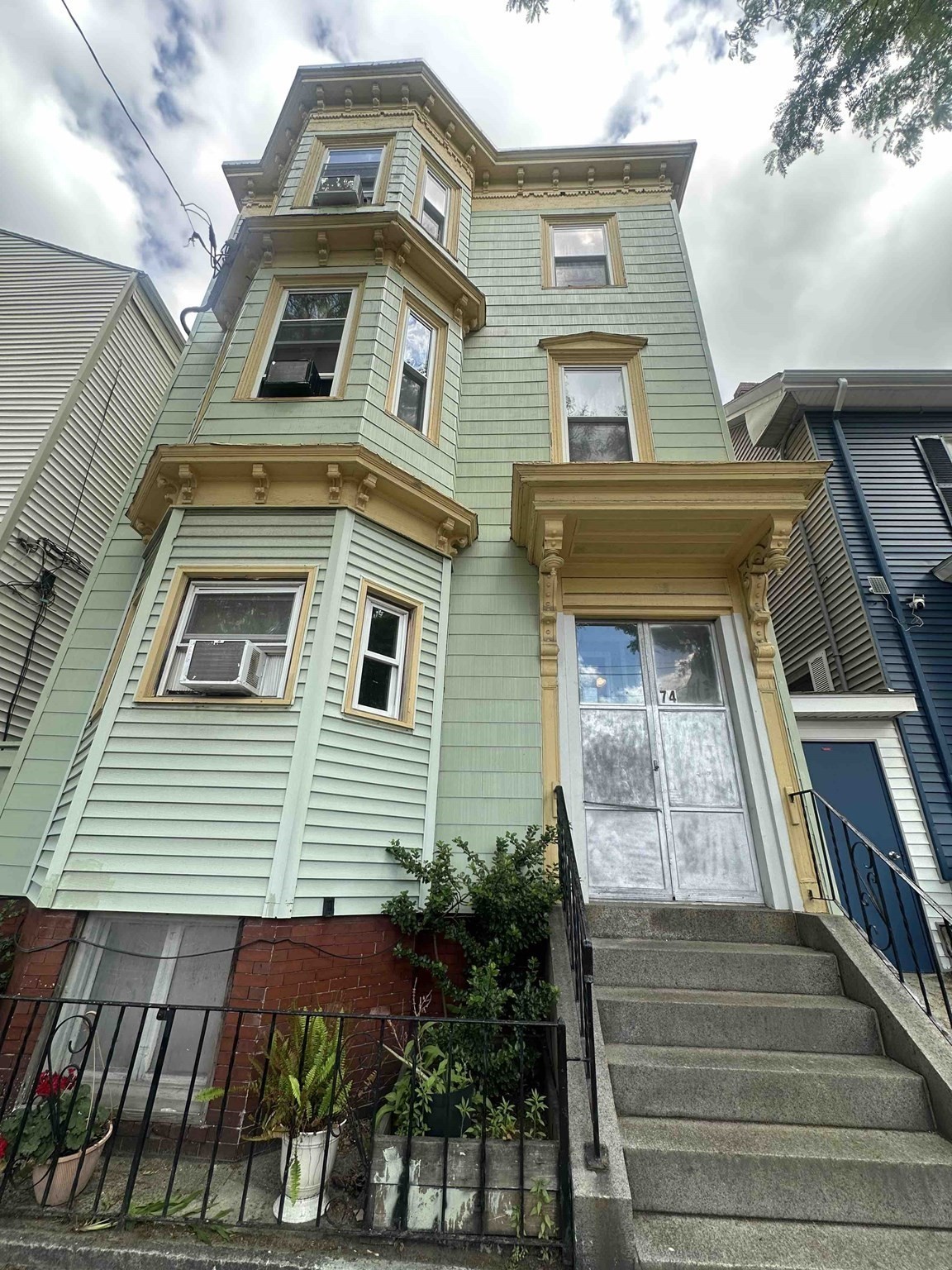 74 Trenton St, East Boston, Boston, MA 02128