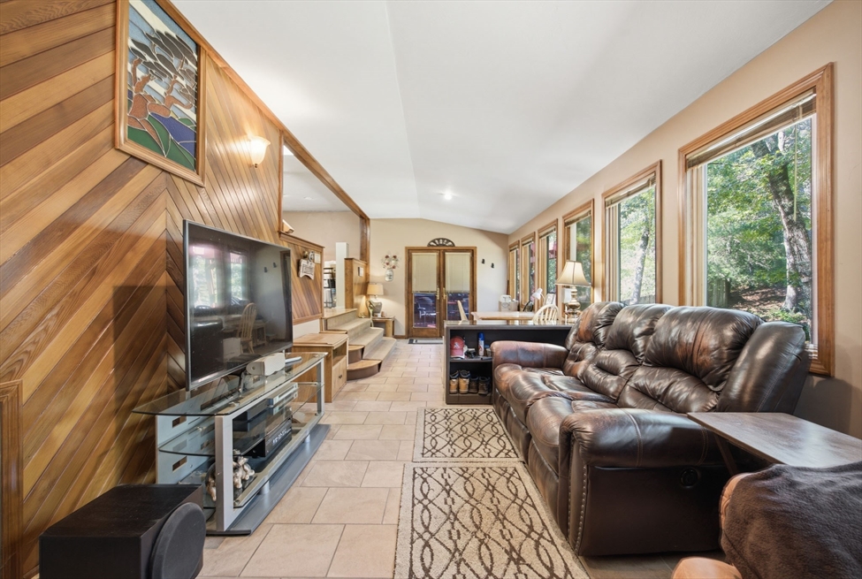 111 Rocky Pond Rd, Plymouth, MA Image 13