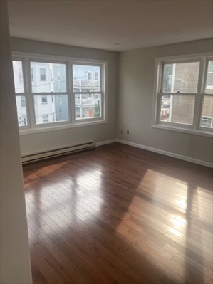 12 Landor Rd, Apt 3