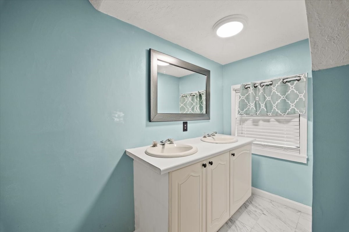 2118 Riverside Ave, Somerset, MA 02726 - Image 37