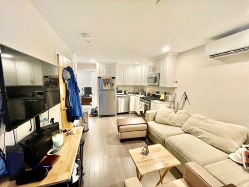 3 Stillman Place, Apt 3