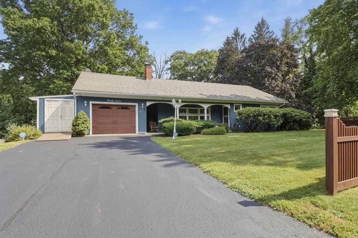 97 Parkton Avenue, Worcester, MA 01605