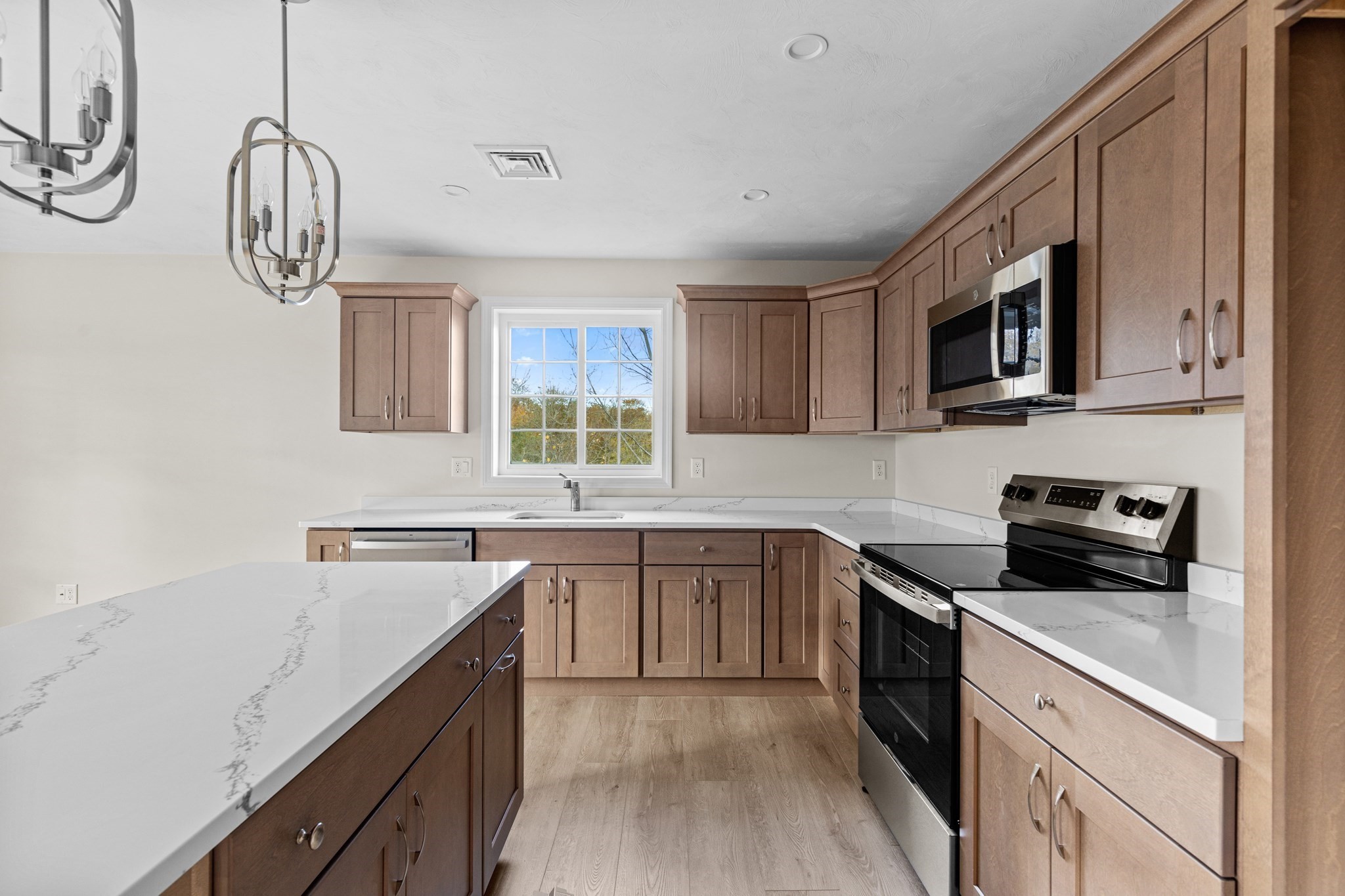 393 Court St Unit 6, Plymouth, MA 02360 - Image 2