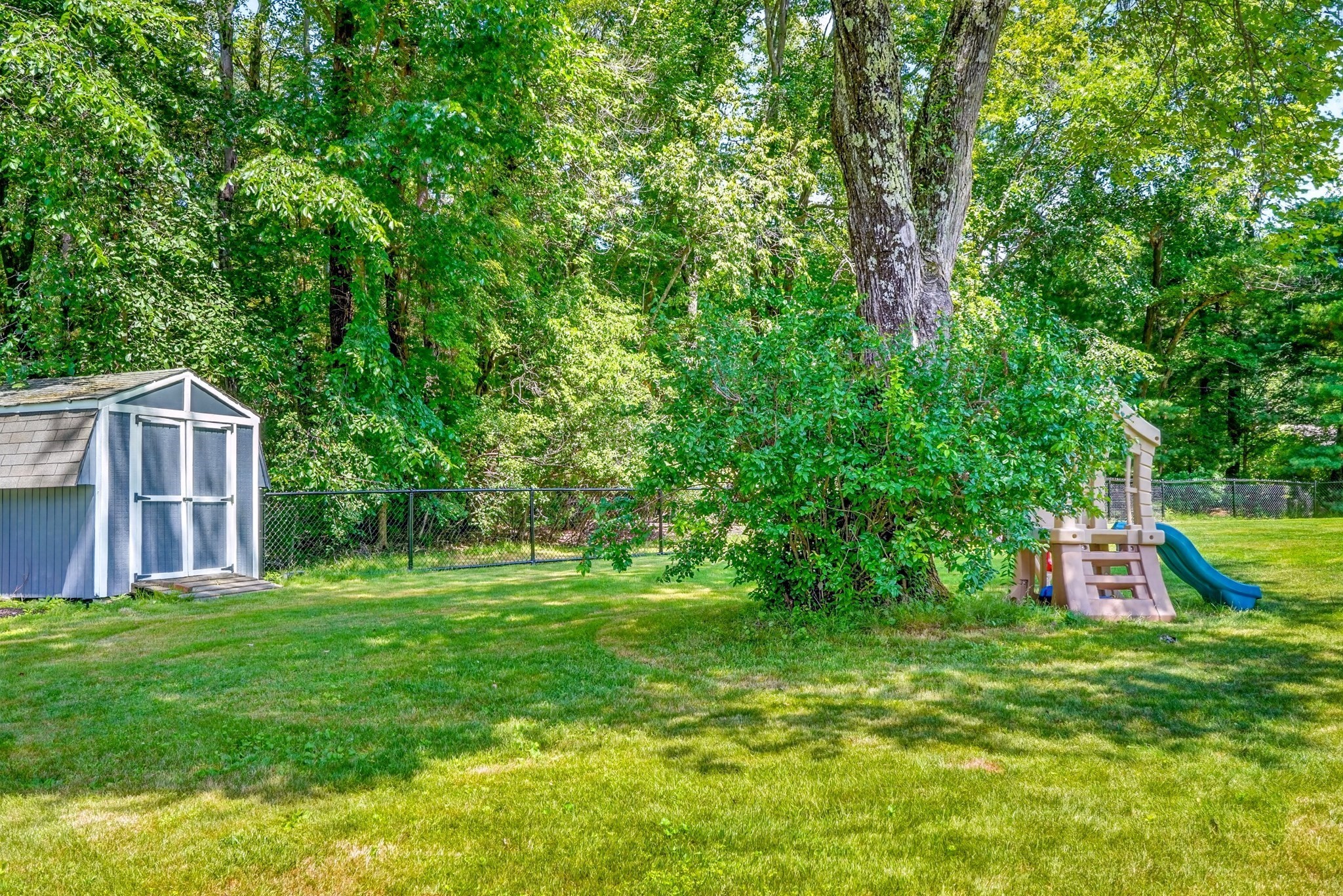 26 Brooksbie Rd, Bedford, MA 01730 - Image 30
