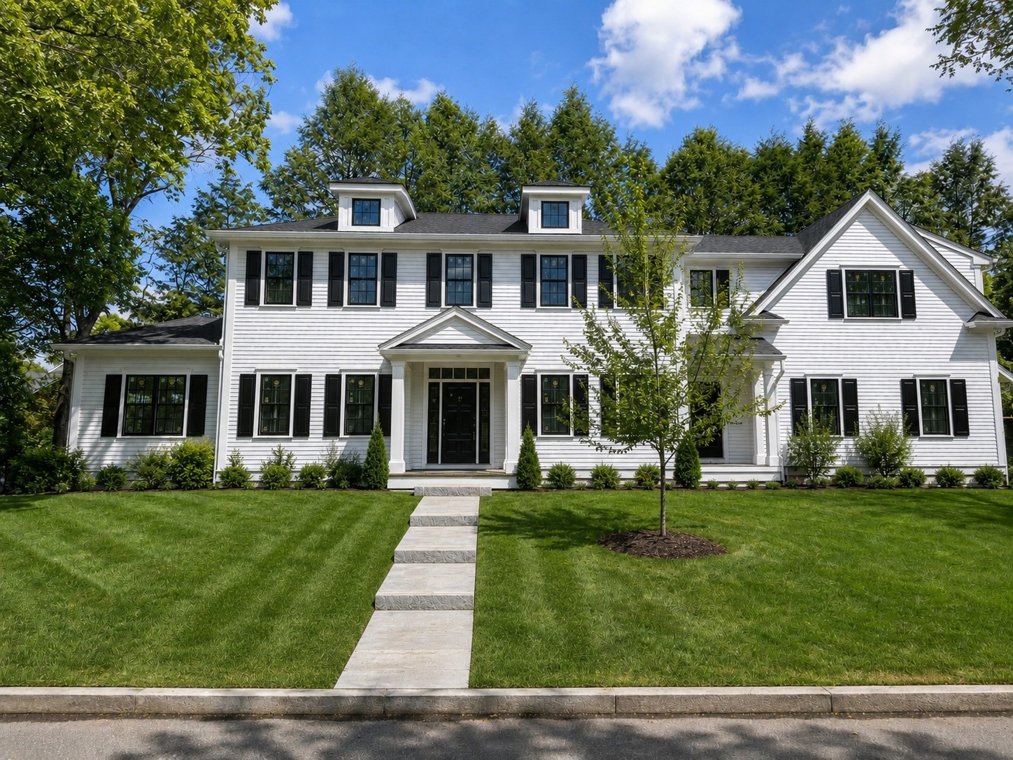 21 Beechwood Rd, Wellesley, MA 02482