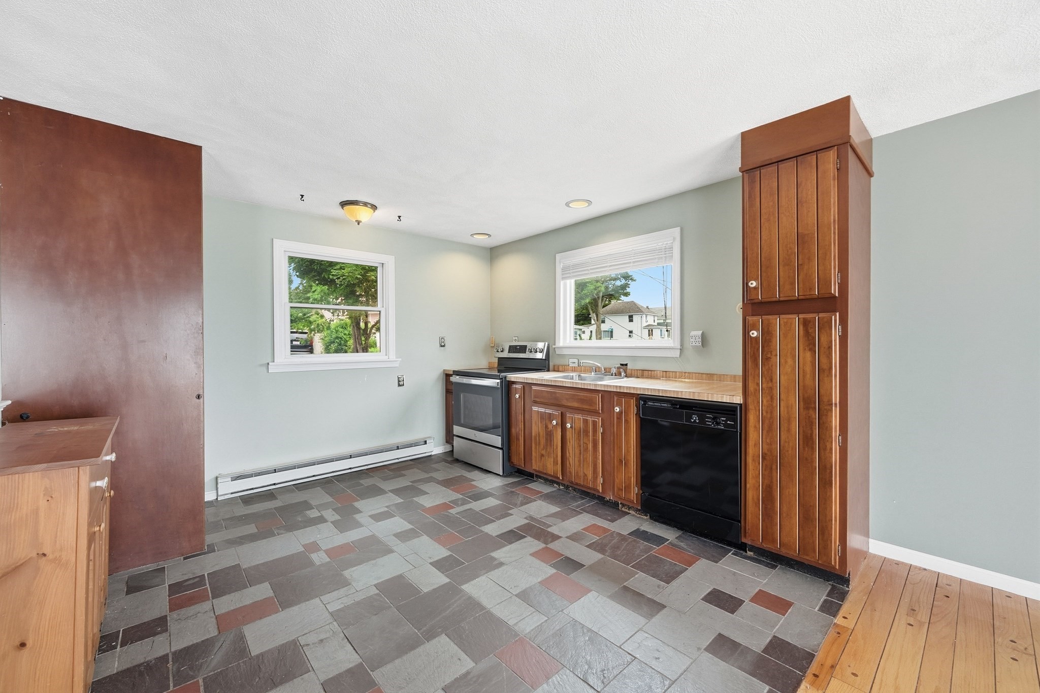 196 Manet Ave, Quincy, MA 02196 - Image 3