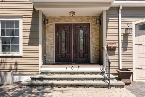 107 Rowe Street