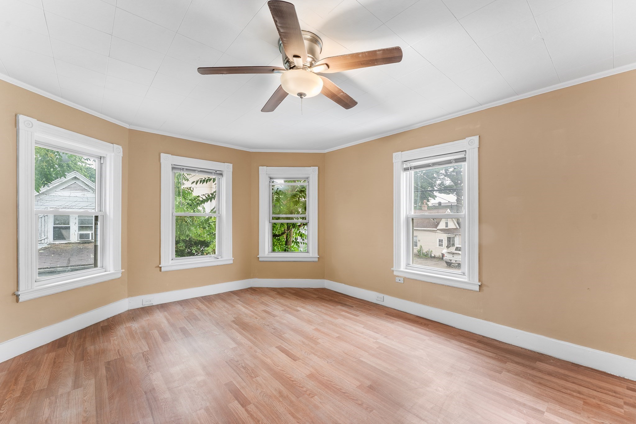 2 Hacker Ct, Worcester, MA 01603 - Image 12