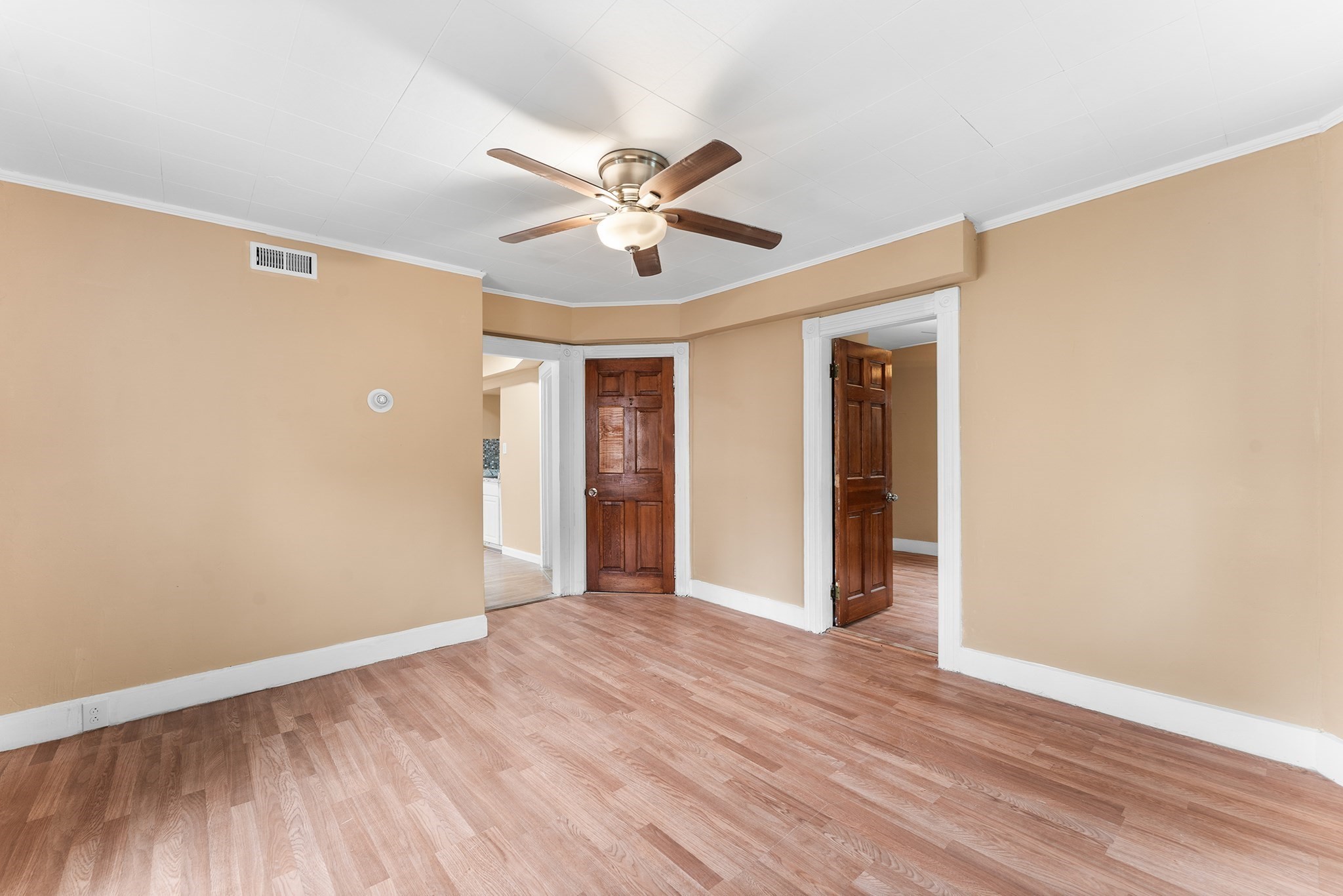 2 Hacker Ct, Worcester, MA 01603 - Image 13