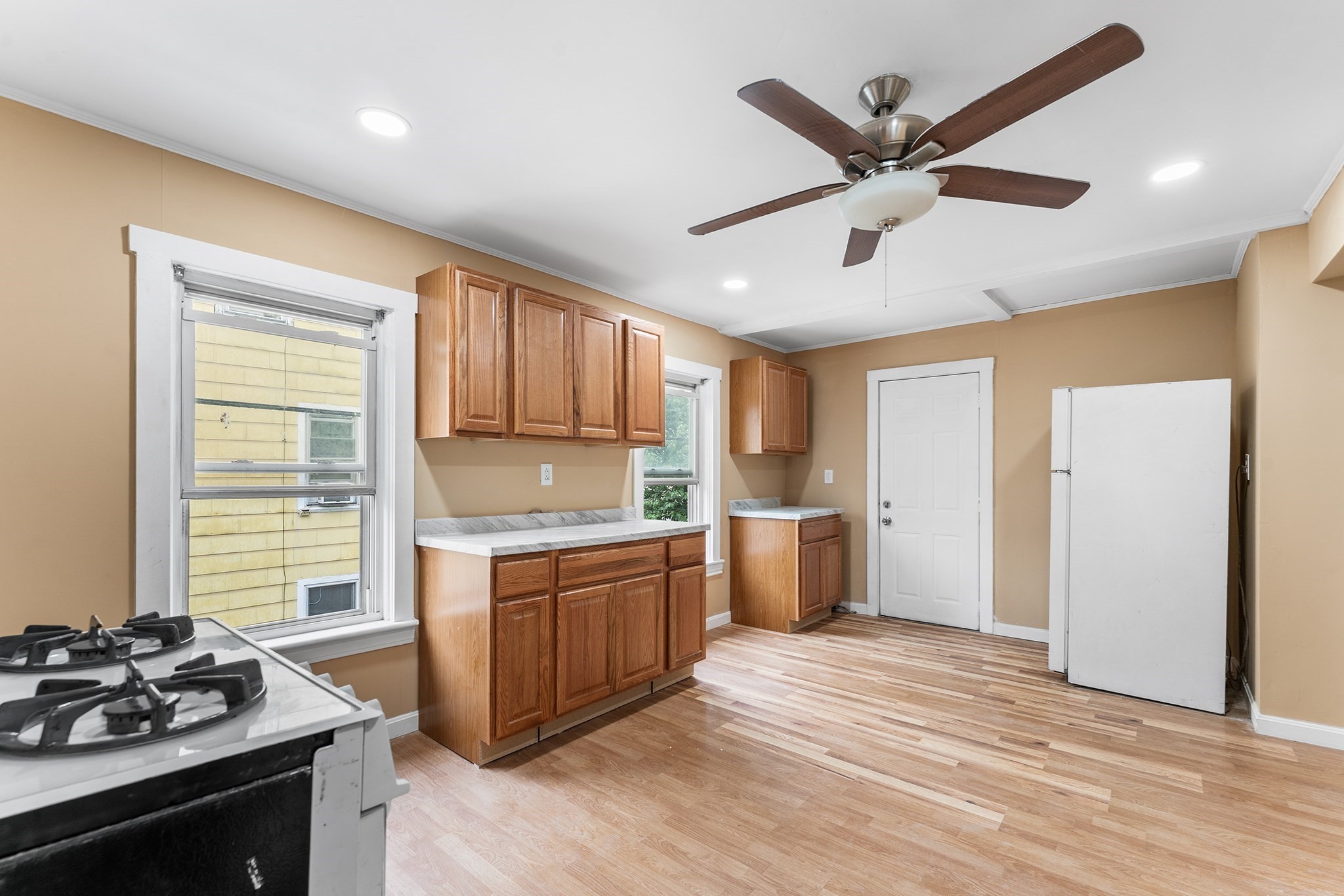 2 Hacker Ct, Worcester, MA 01603 - Image 14