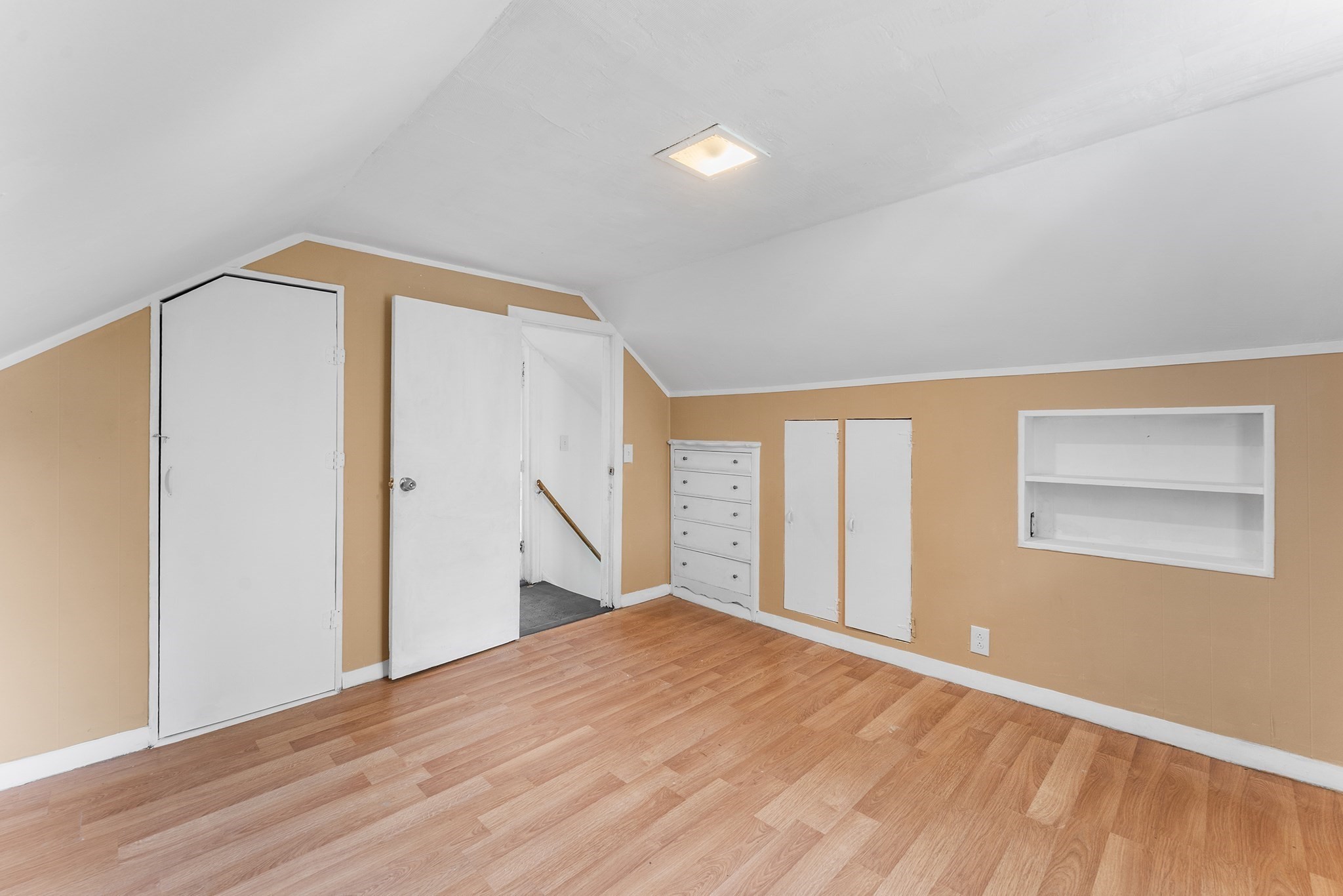 2 Hacker Ct, Worcester, MA 01603 - Image 24