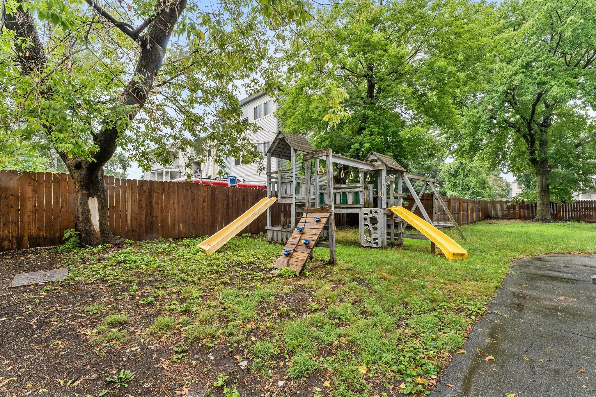 2 Hacker Ct, Worcester, MA 01603 - Image 29
