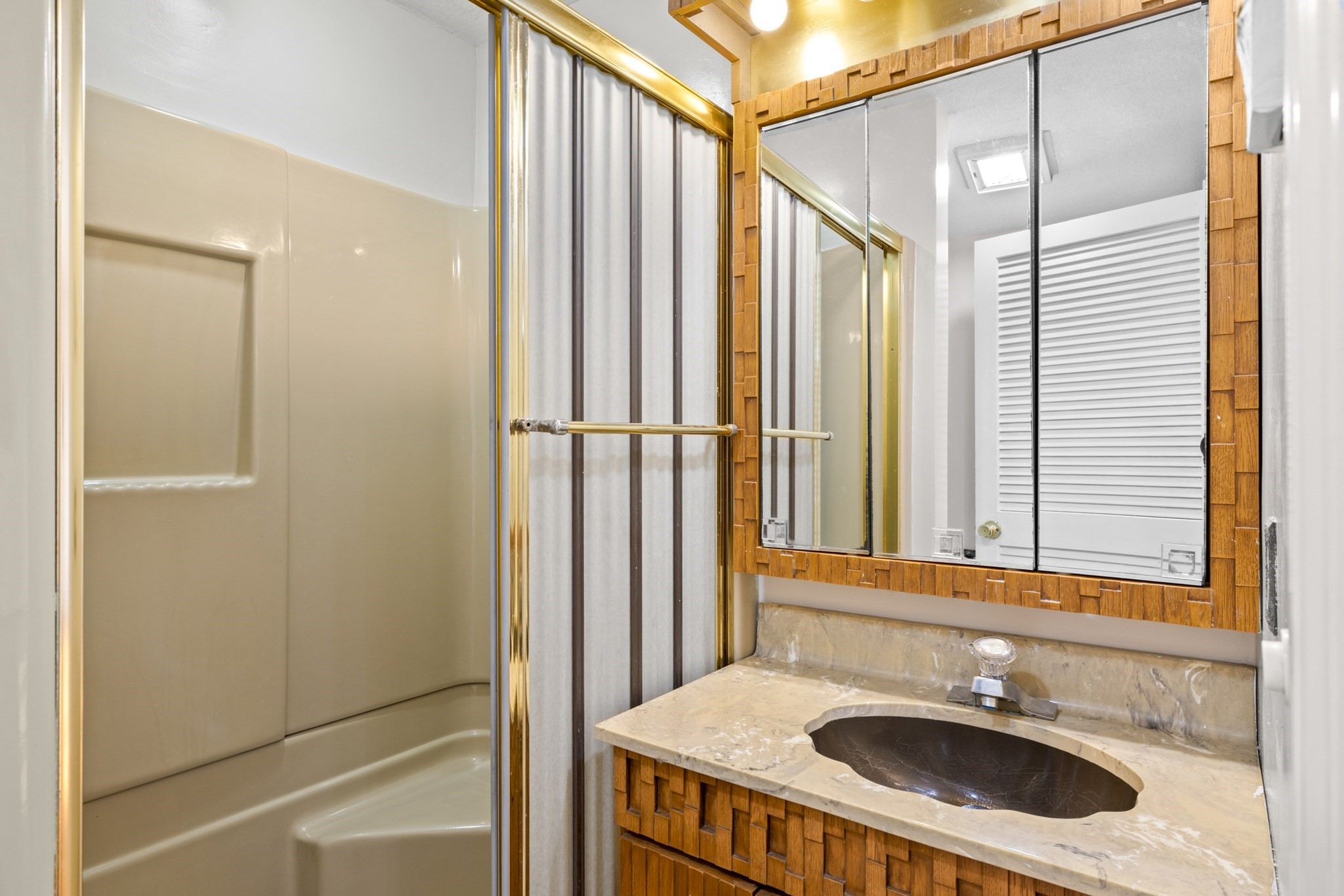 35 Perkins, Quincy, MA 02169 - Image 17
