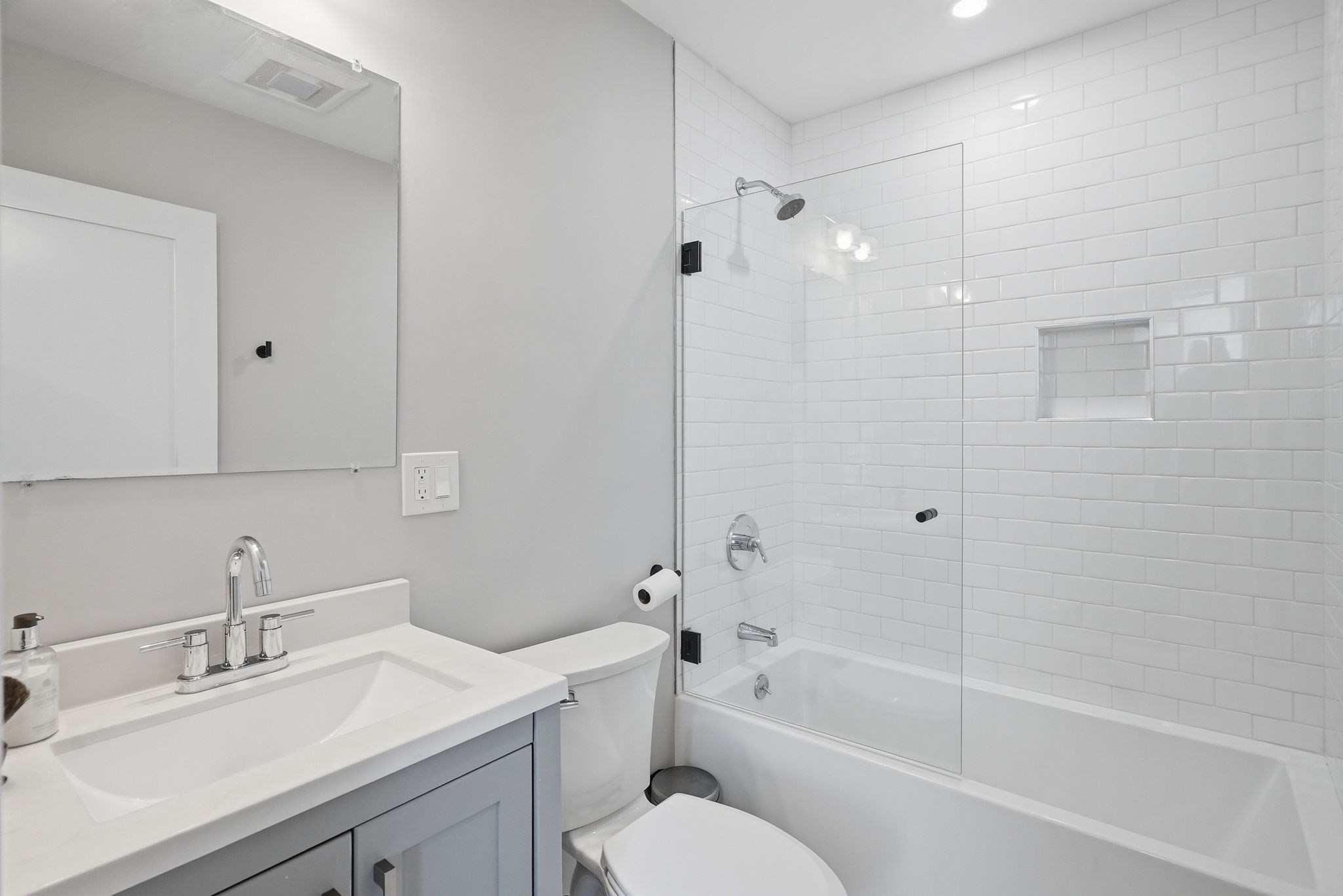 18 Crestway Rd Unit PH5, East Boston, Boston, MA 02128 - Image 12