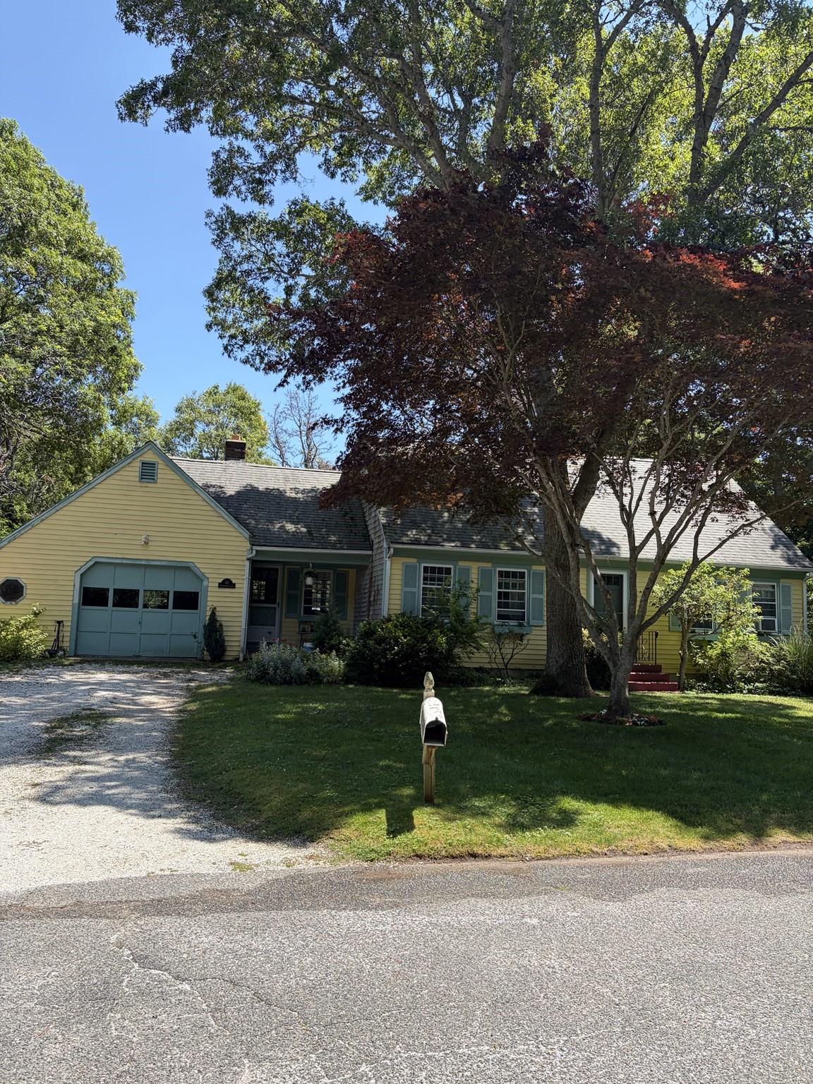 40 Vandermint Ln, Barnstable, MA 02601