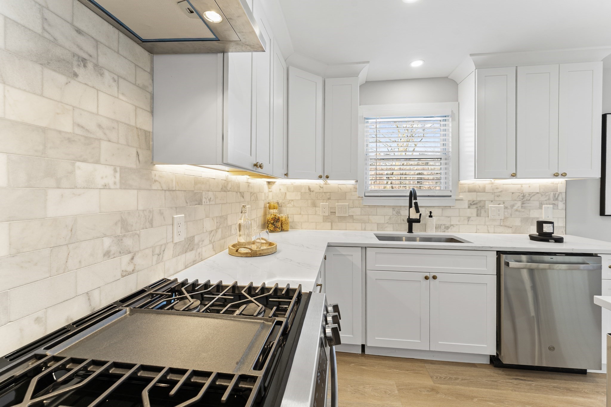 52 Clifford St, Roxbury, Boston, MA 02119 - Image 19