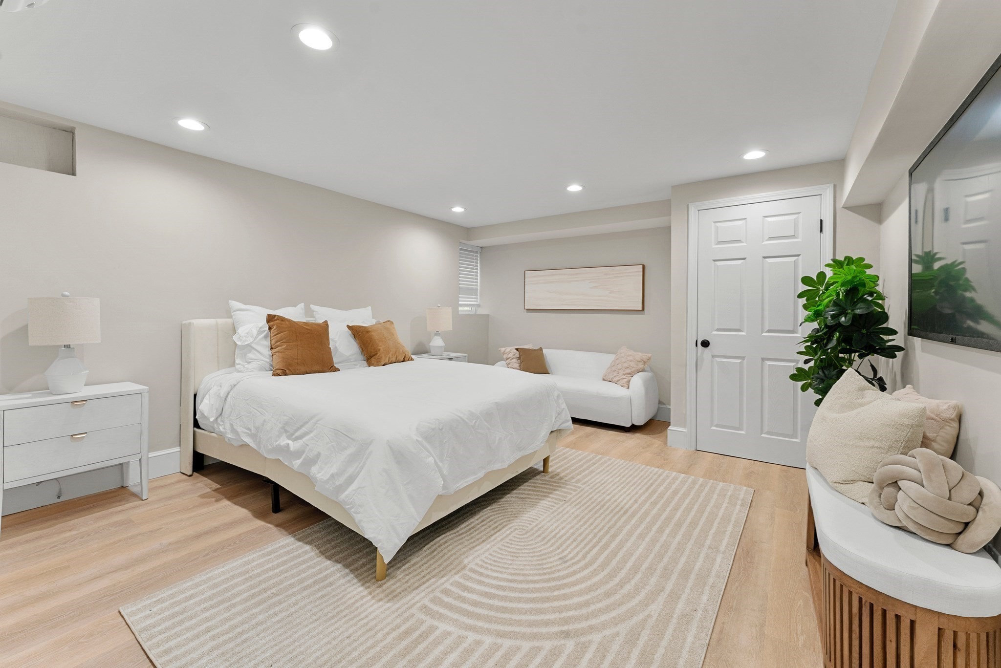 52 Clifford St, Roxbury, Boston, MA 02119 - Image 28