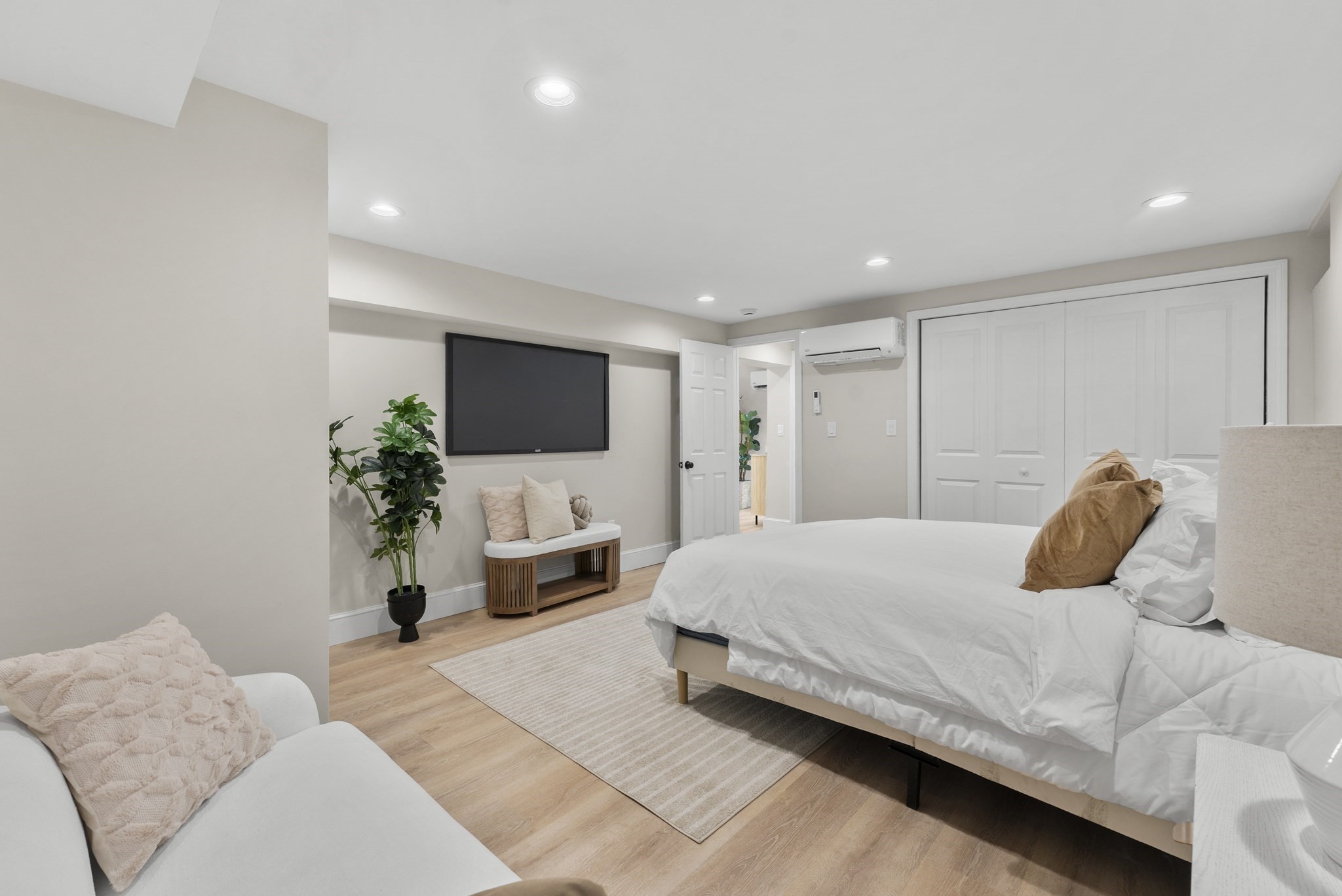 52 Clifford St, Roxbury, Boston, MA 02119 - Image 29