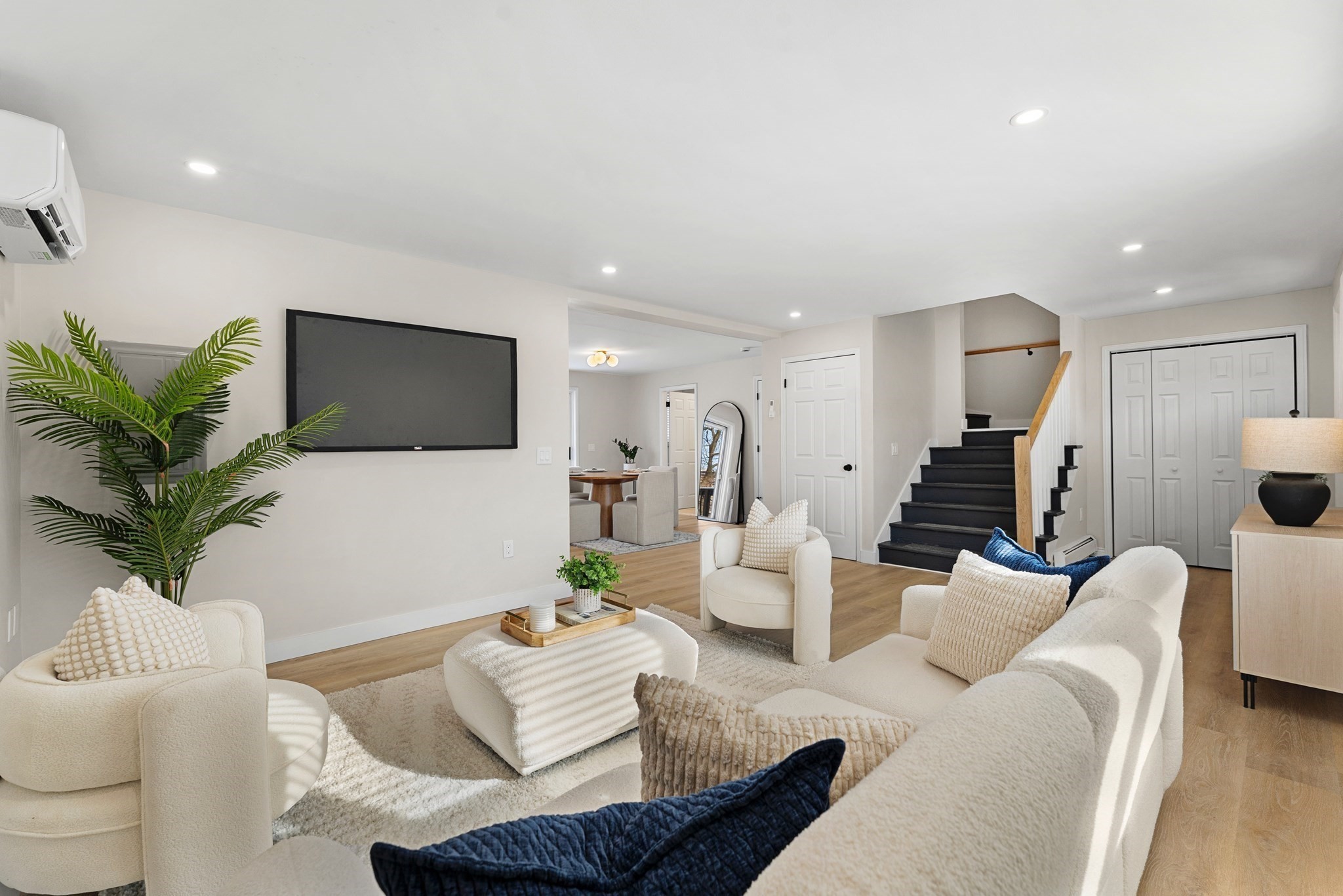 52 Clifford St, Roxbury, Boston, MA 02119 - Image 5