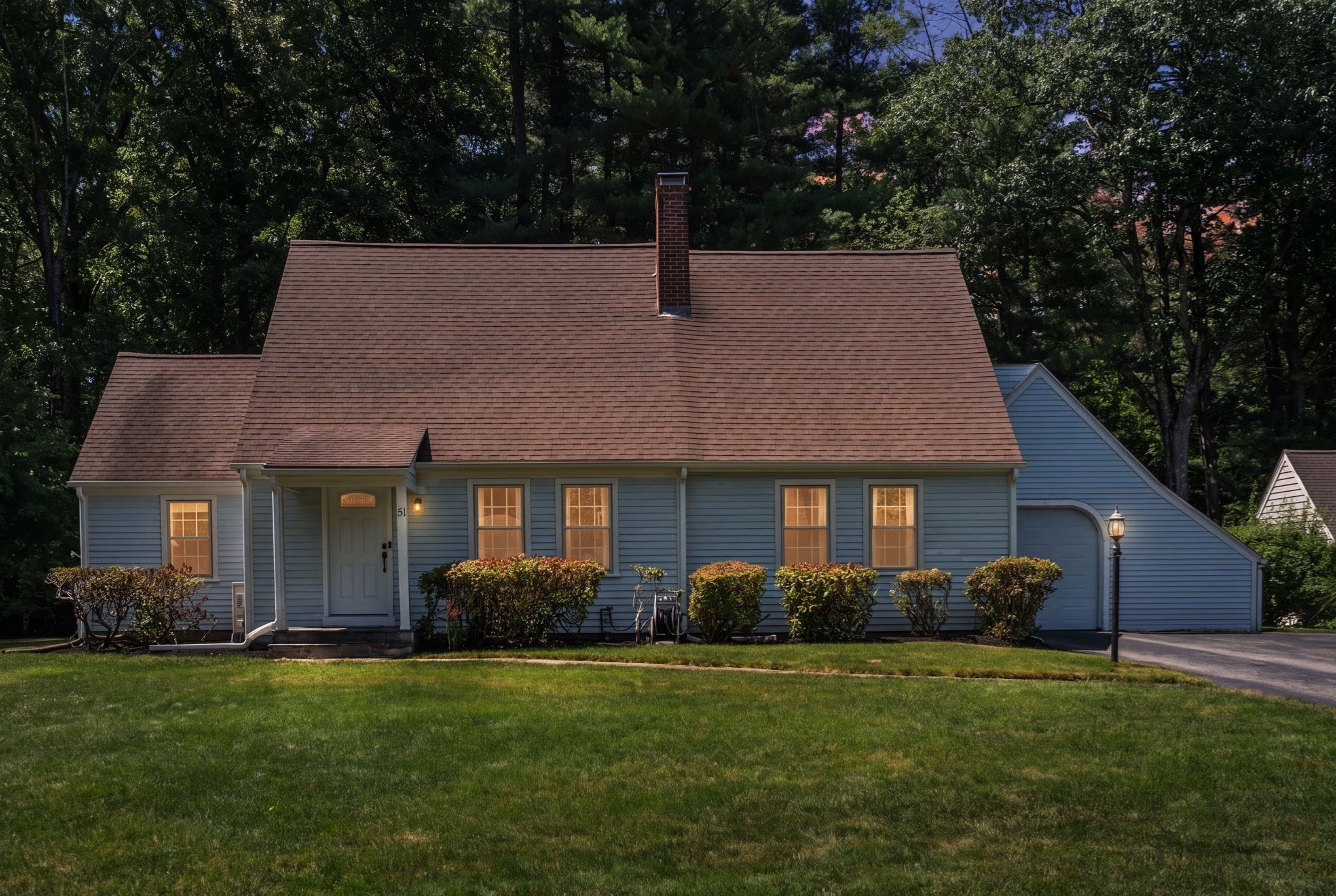 51 Laurelwood Rd, Holden, MA 01520