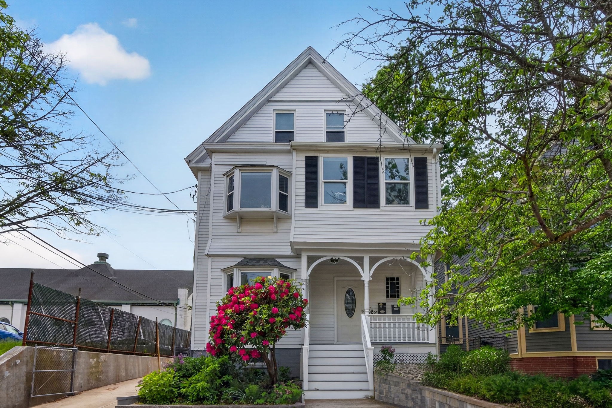 62 Hudson St Unit 1, Somerville, MA 02143