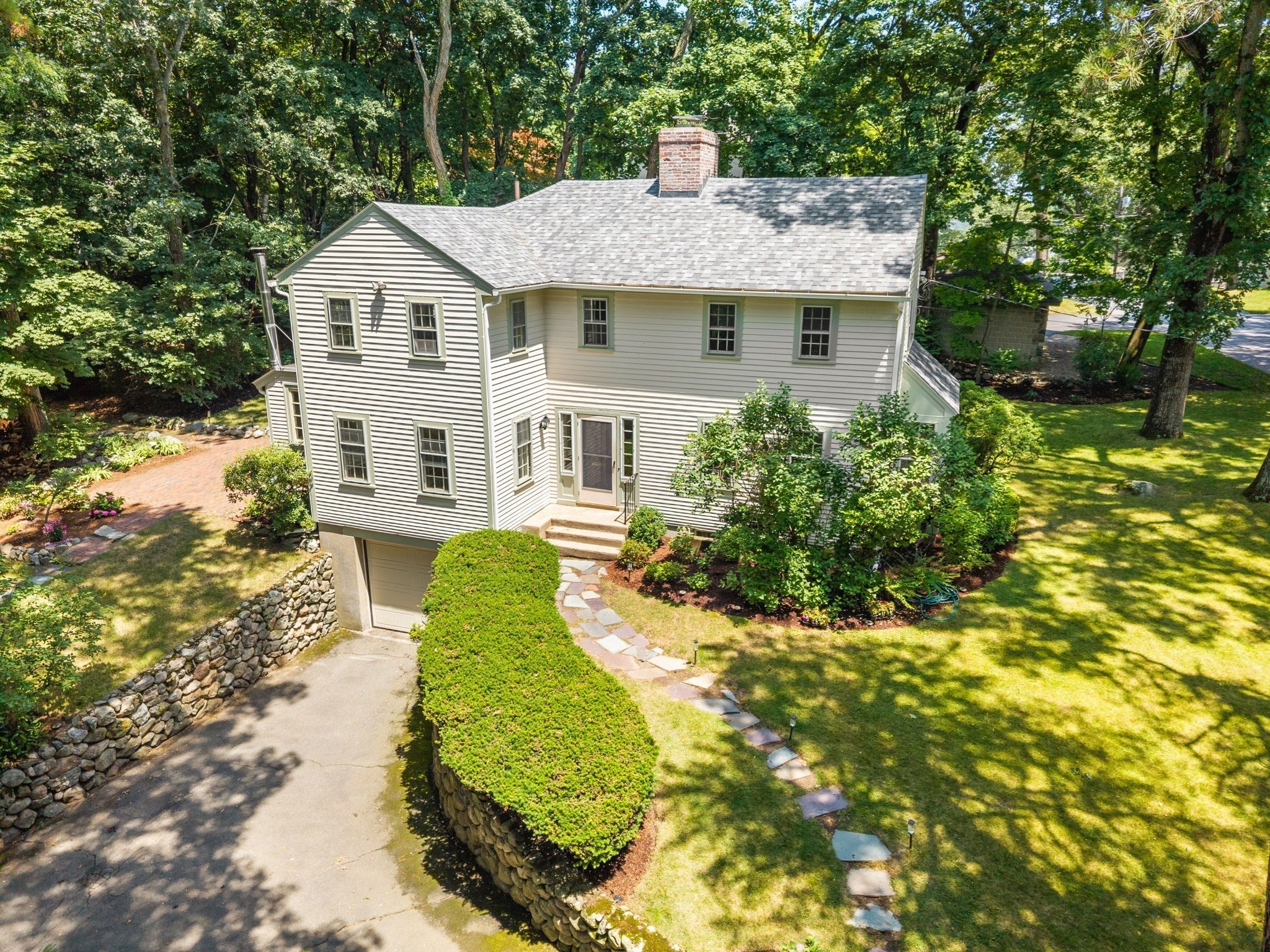 41 Locust Ave, Lexington, MA 02420